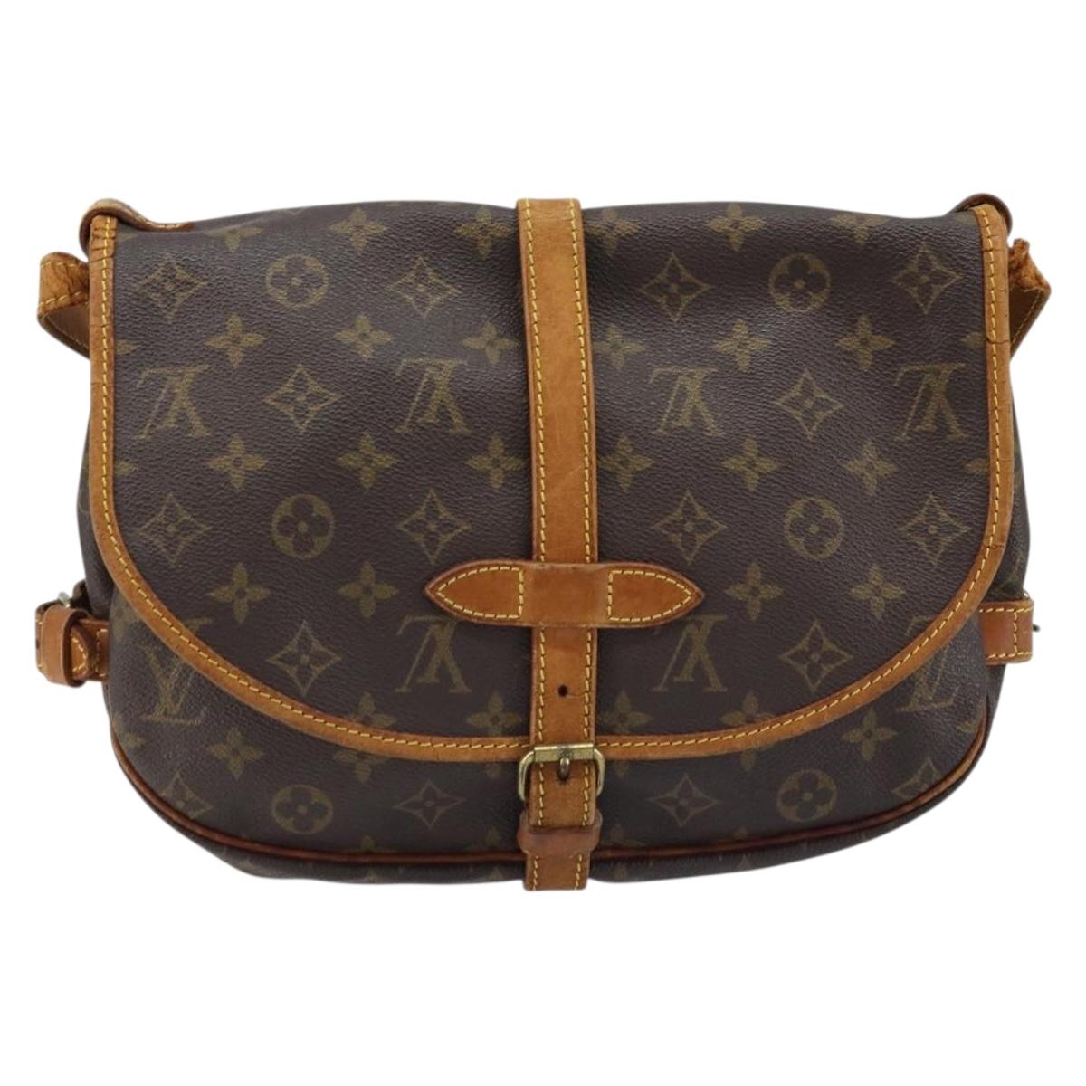 LOUIS VUITTON Monogram Saumur 30 Shoulder Bag M42256 LV Auth ka2534