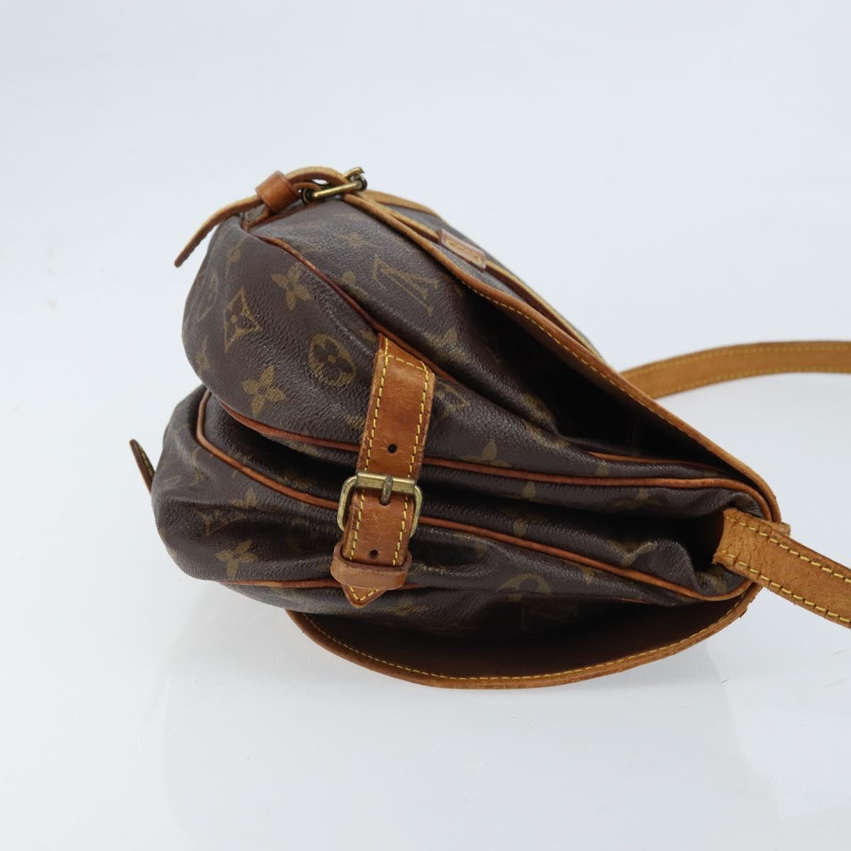 LOUIS VUITTON Monogram Saumur 30 Shoulder Bag M42256 LV Auth ka2534