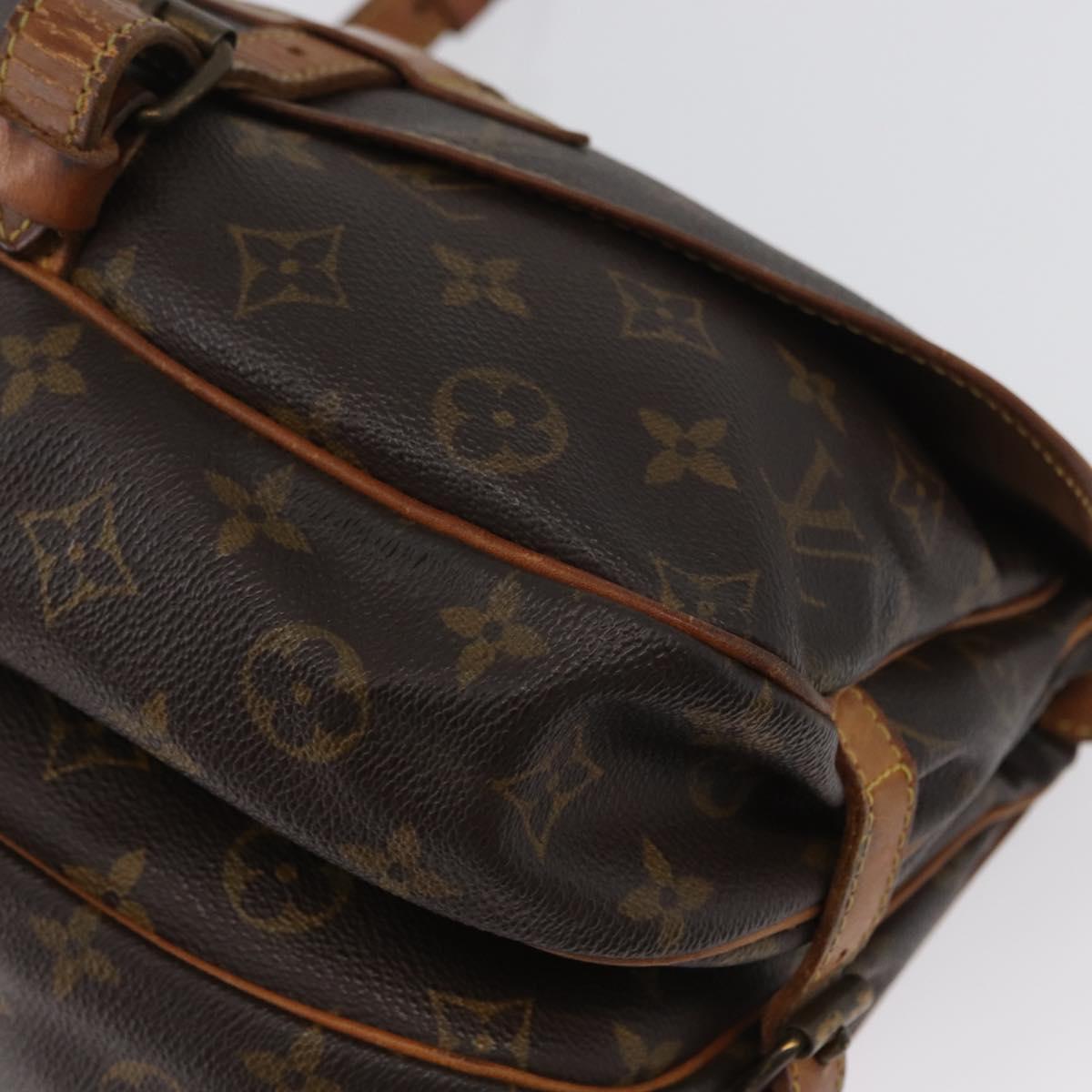 LOUIS VUITTON Monogram Saumur 30 Shoulder Bag M42256 LV Auth ka2544