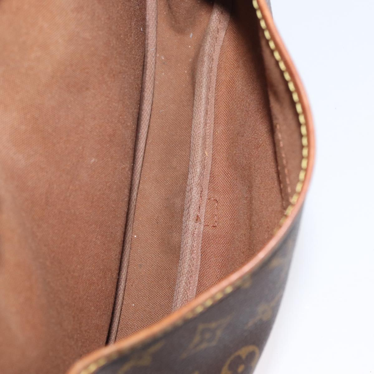 LOUIS VUITTON Monogram Saumur 30 Shoulder Bag M42256 LV Auth ka2544