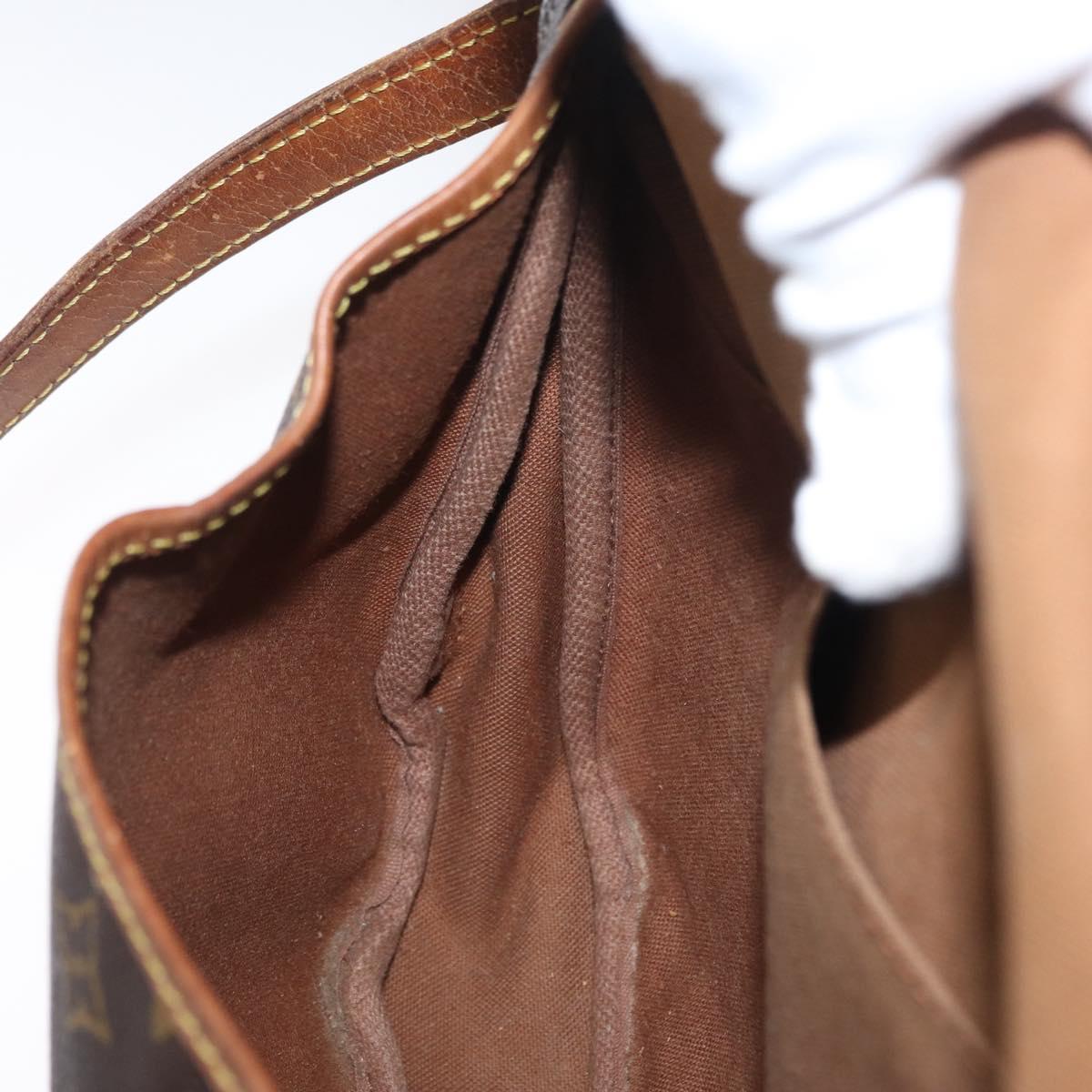 LOUIS VUITTON Monogram Saumur 30 Shoulder Bag M42256 LV Auth ka2544