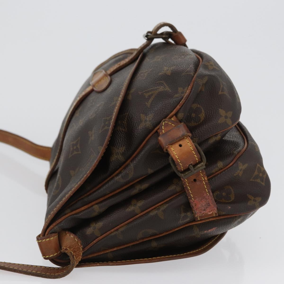LOUIS VUITTON Monogram Saumur 30 Shoulder Bag M42256 LV Auth ka2544