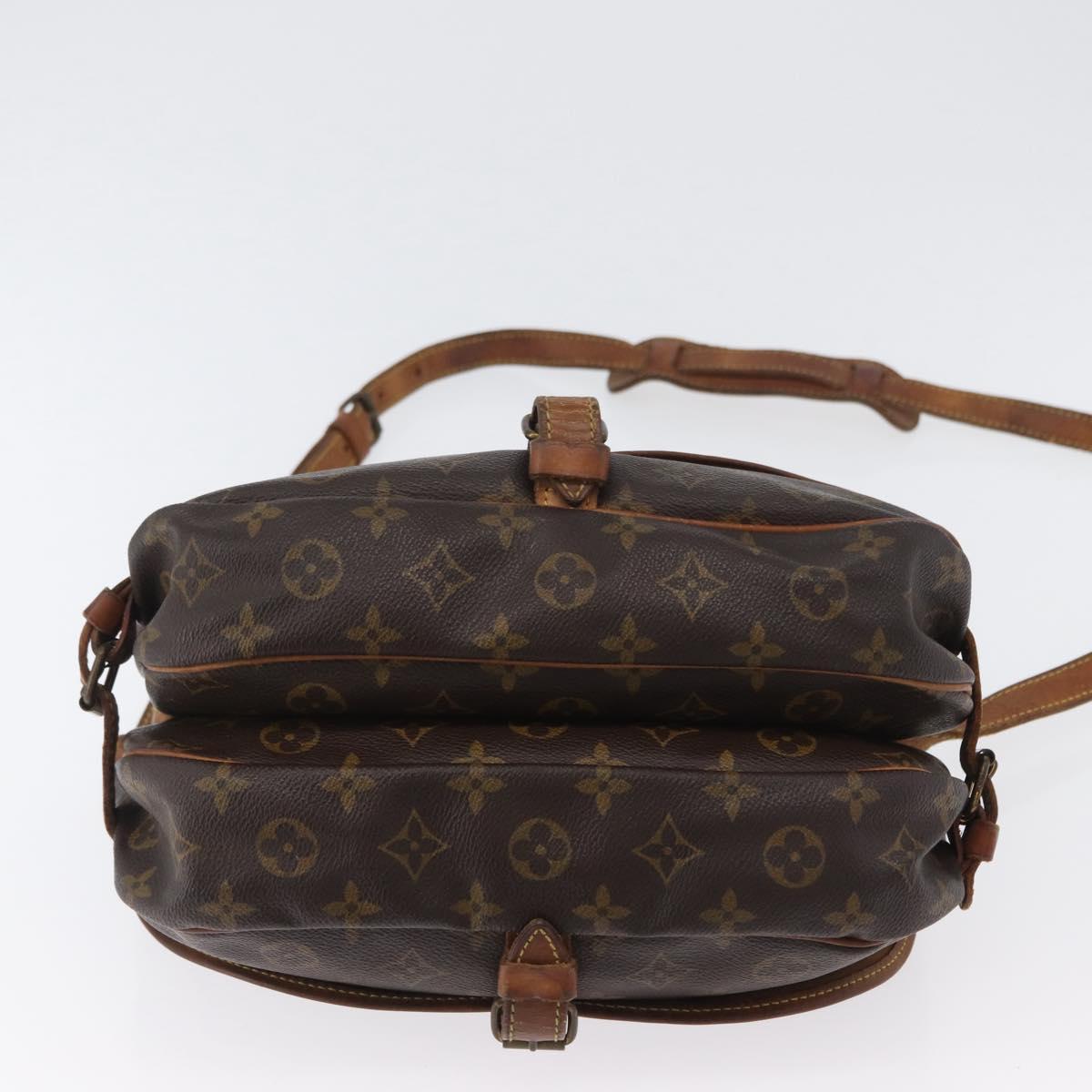LOUIS VUITTON Monogram Saumur 30 Shoulder Bag M42256 LV Auth ka2544