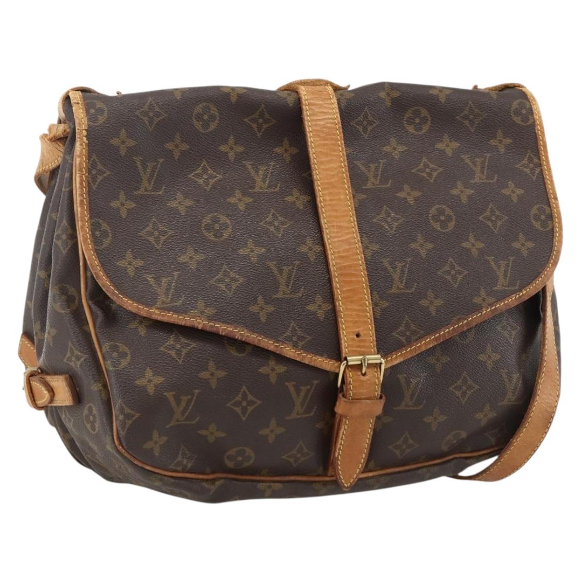 LOUIS VUITTON Monogram Saumur 30 Shoulder Bag M42256 LV Auth ka2700