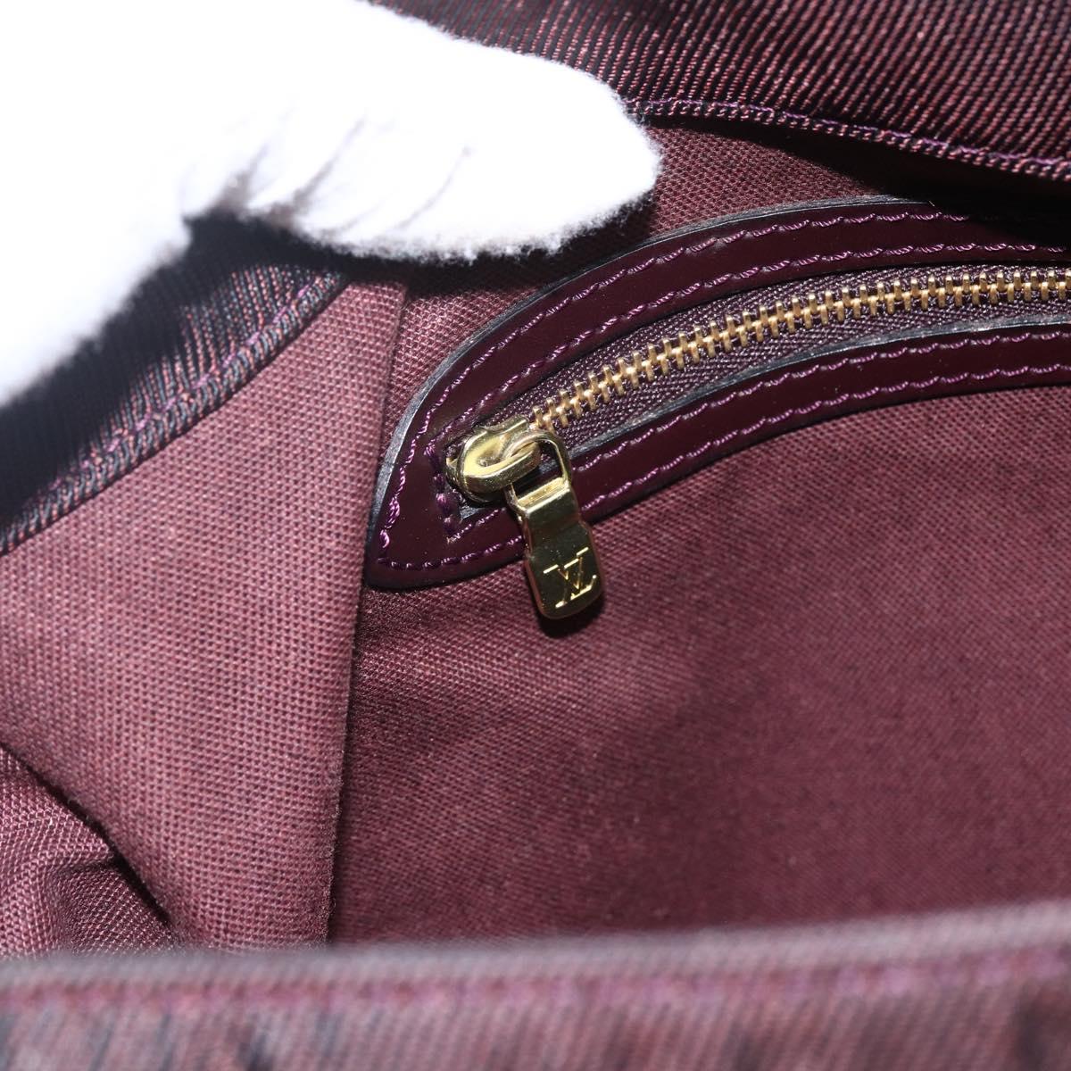 LOUIS VUITTON Taiga Delsous Shoulder Bag Acajou M30166 LV Auth ka2721