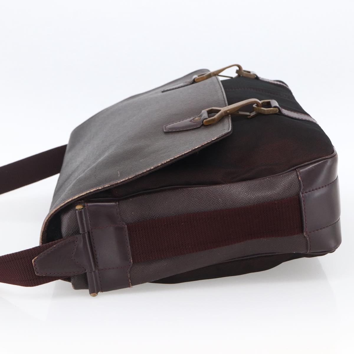 LOUIS VUITTON Taiga Delsous Shoulder Bag Acajou M30166 LV Auth ka2721