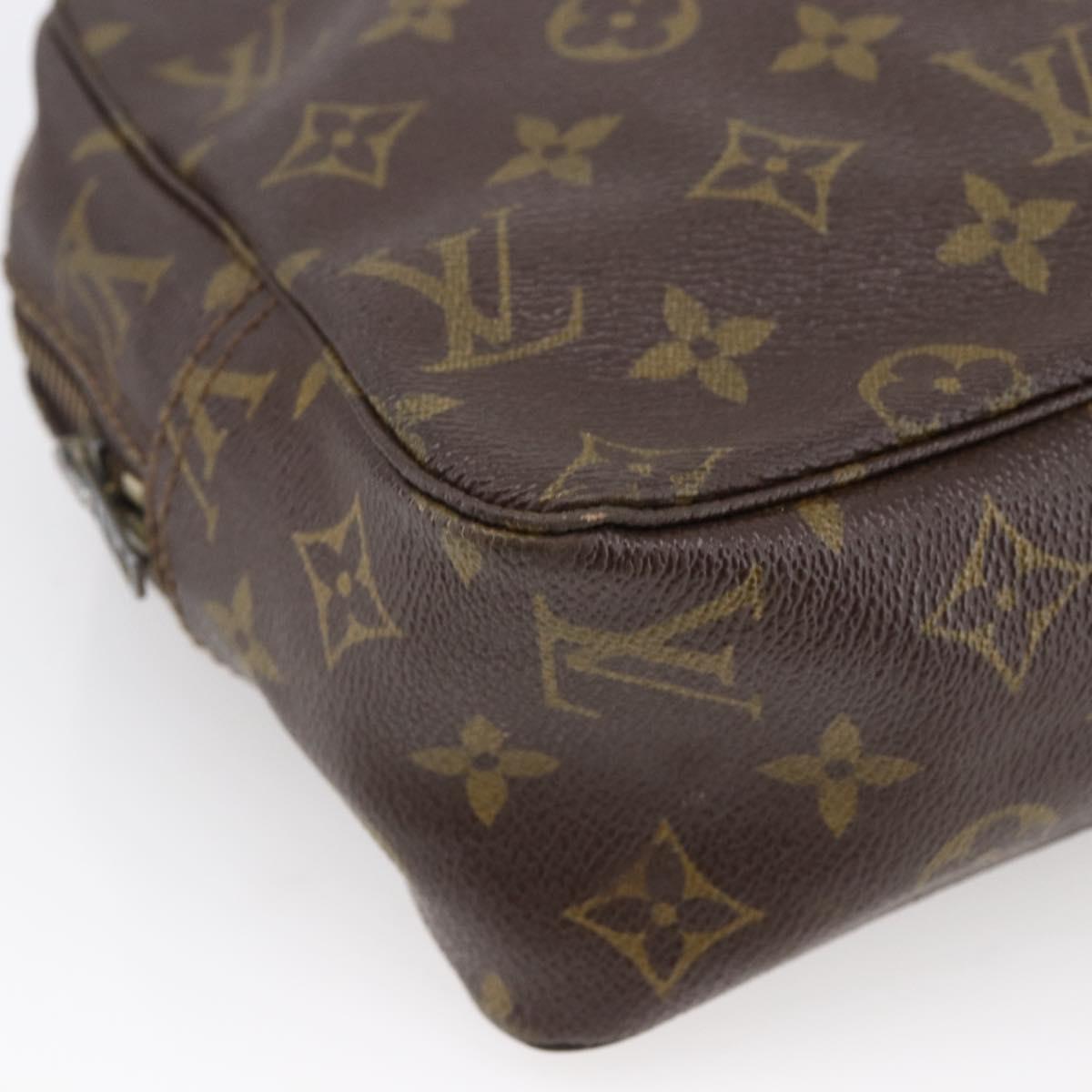 LOUIS VUITTON Monogram Trousse Toilette 28 Clutch Bag M47522 LV Auth ka2733