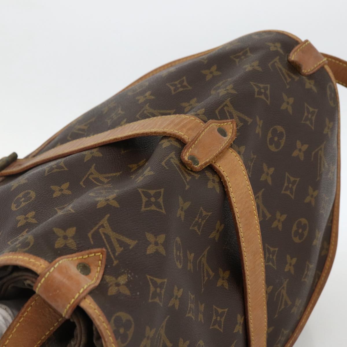 LOUIS VUITTON Monogram Saumur 35 Shoulder Bag M42254 LV Auth ka2845