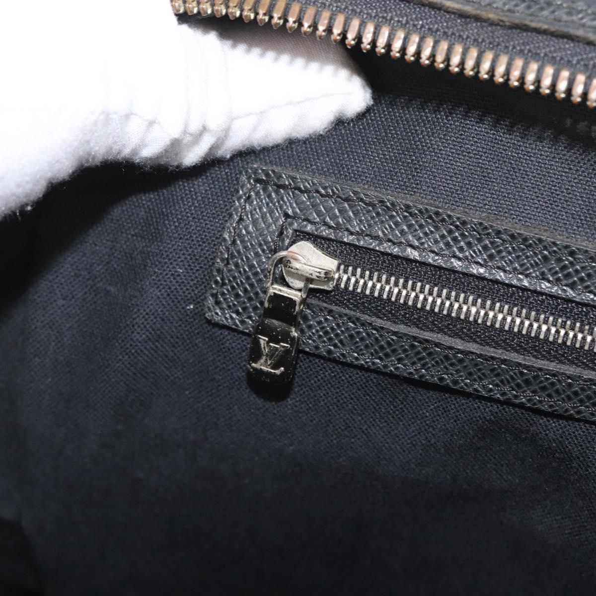 LOUIS VUITTON Taiga Igor Business Bag Ardoise M31172 LV Auth ka2863