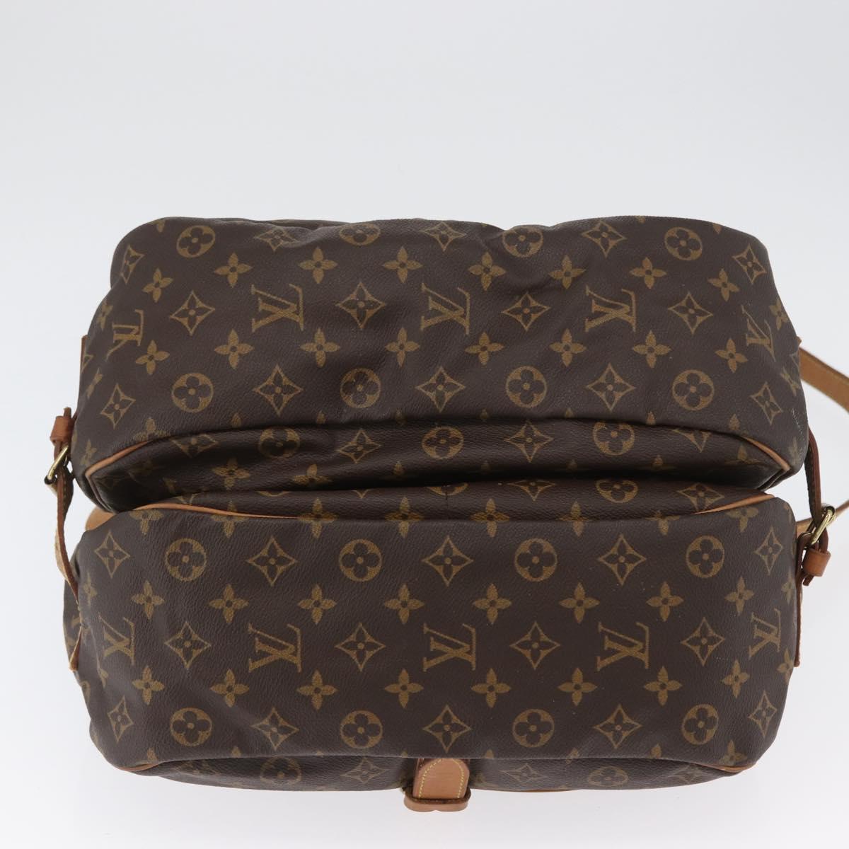 LOUIS VUITTON Monogram Saumur 35 Shoulder Bag M42254 LV Auth ka2872