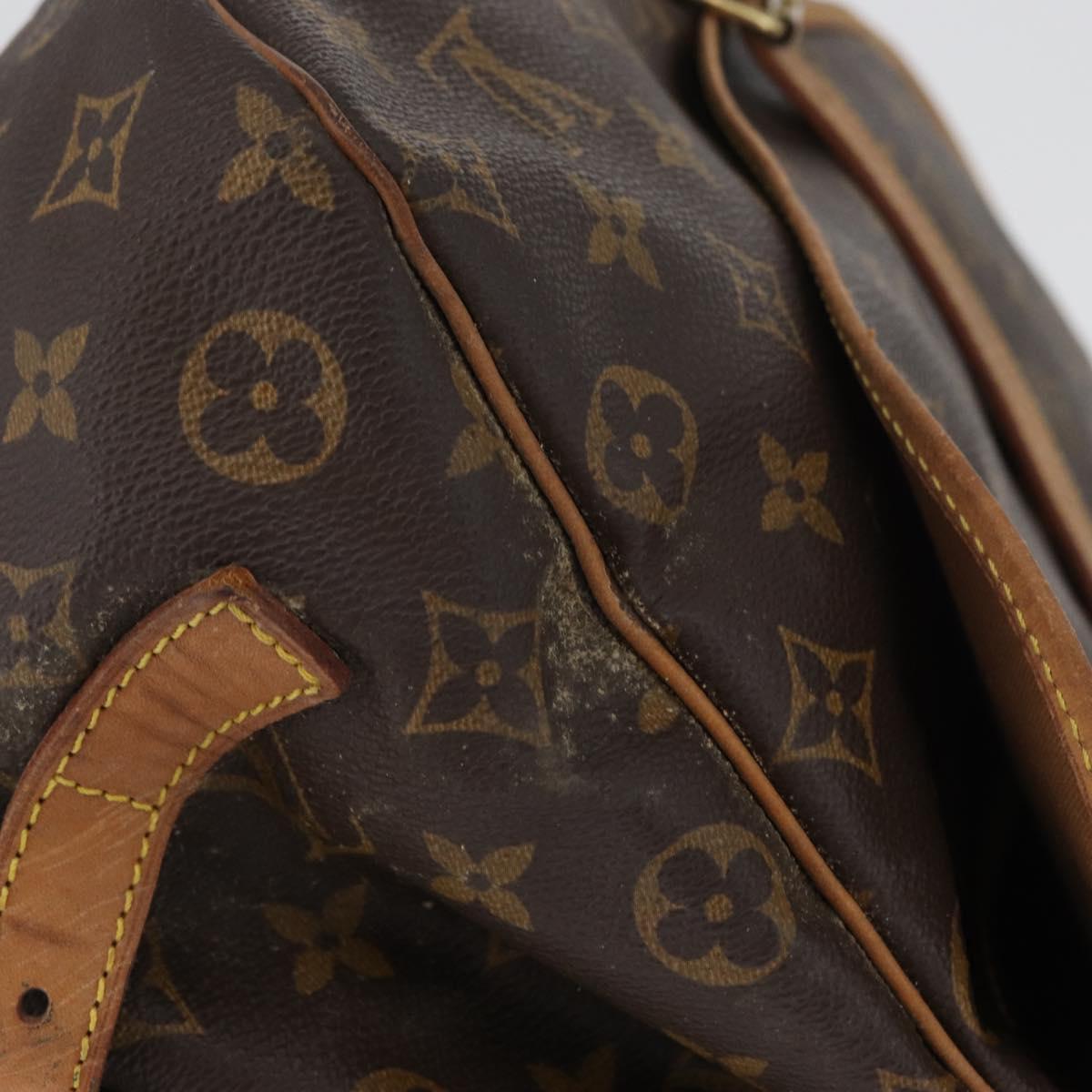 LOUIS VUITTON Monogram Saumur 35 Shoulder Bag M42254 LV Auth ka2872
