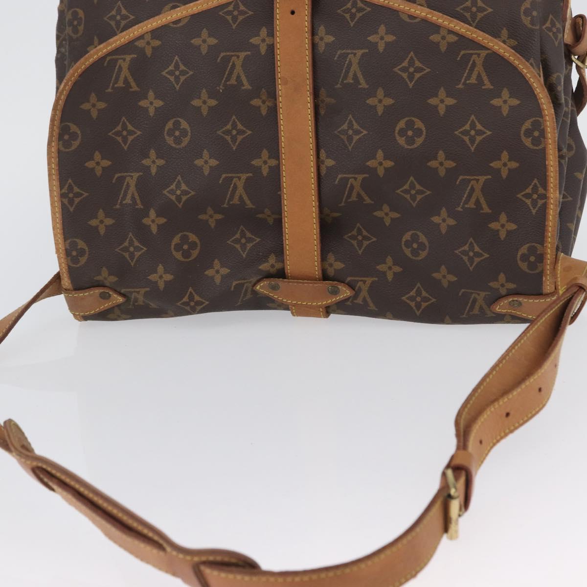 LOUIS VUITTON Monogram Saumur 35 Shoulder Bag M42254 LV Auth ka2872