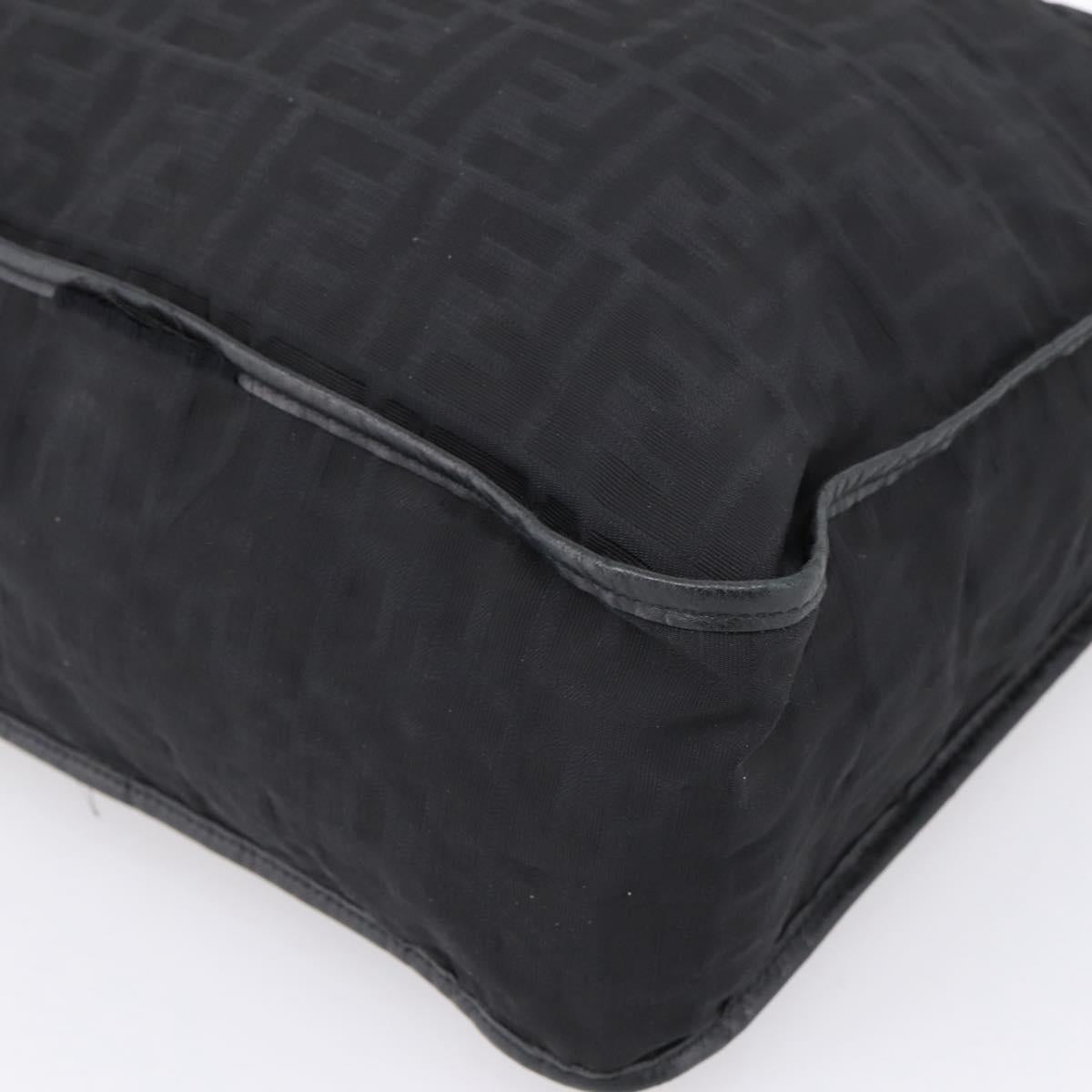 FENDI Zucca Canvas Shoulder Bag Black Auth ka2914