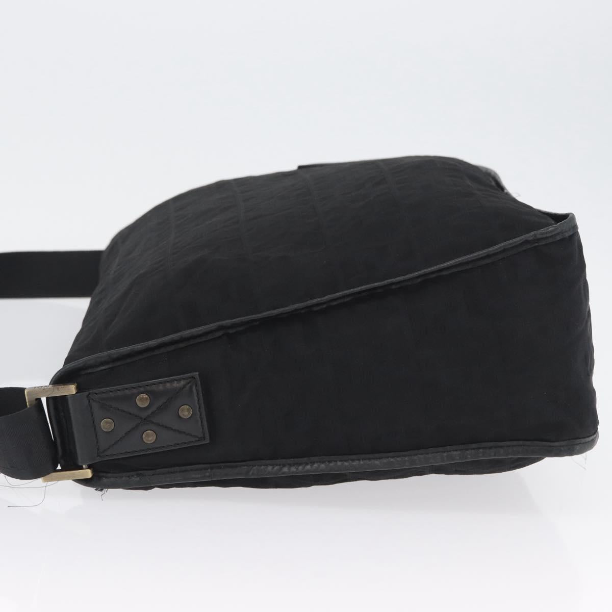 FENDI Zucca Canvas Shoulder Bag Black Auth ka2914