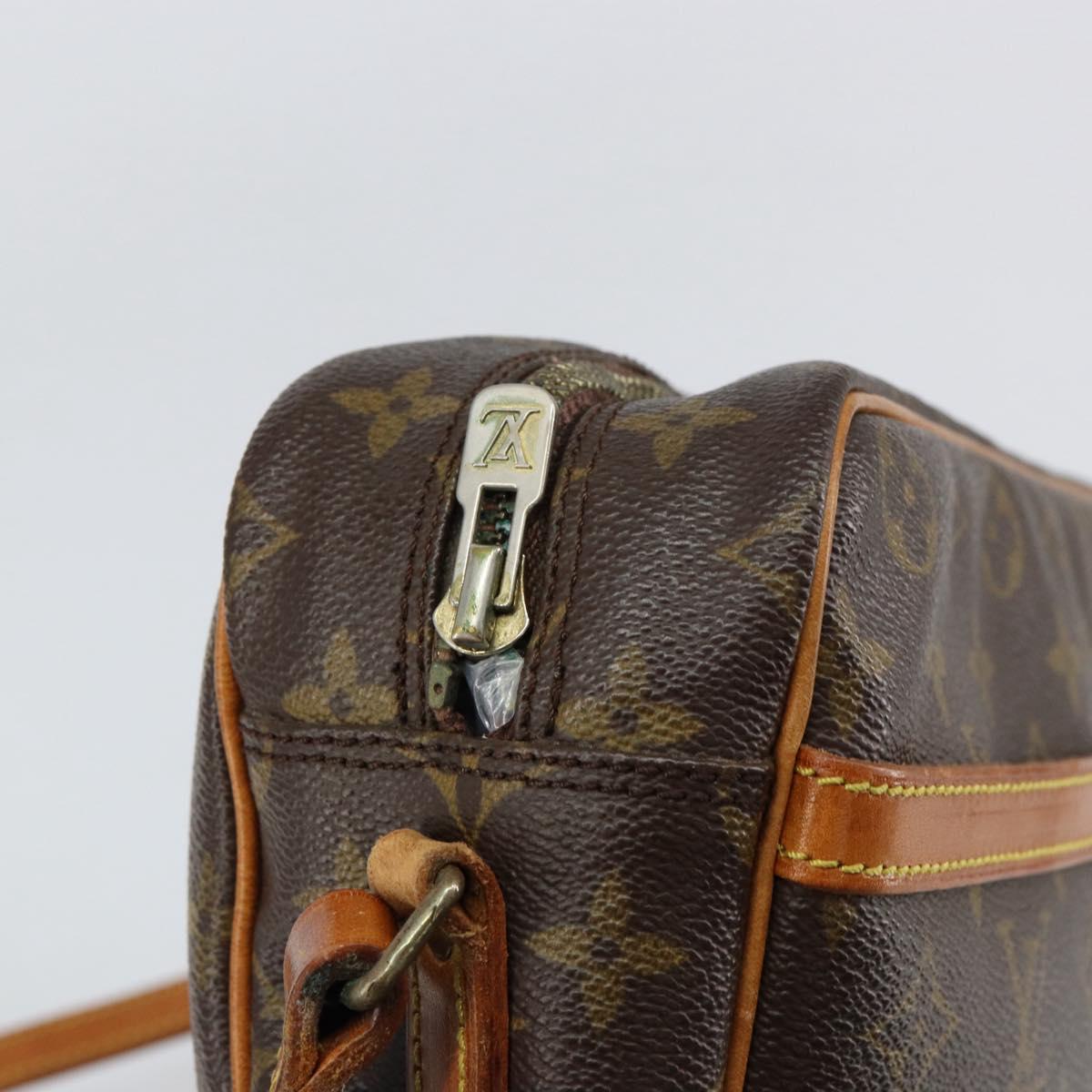 LOUIS VUITTON Monogram Trocadero 30 Shoulder Bag M51272 LV Auth ka293