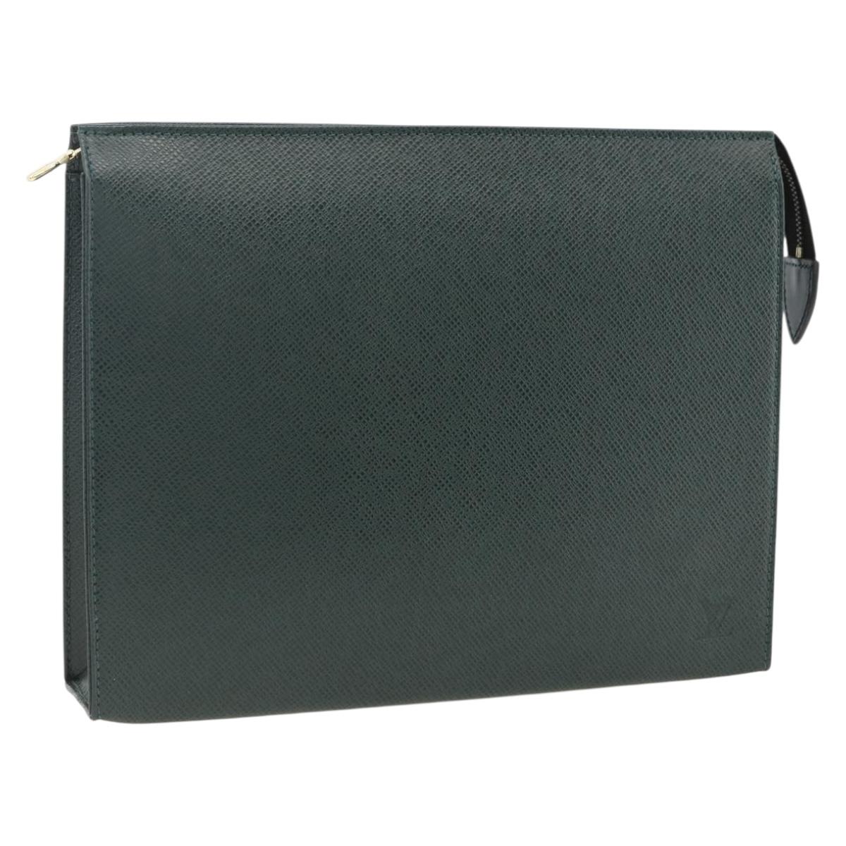 LOUIS VUITTON Taiga Poche Toilette 26 Pouch Epicea LV Auth ka3001
