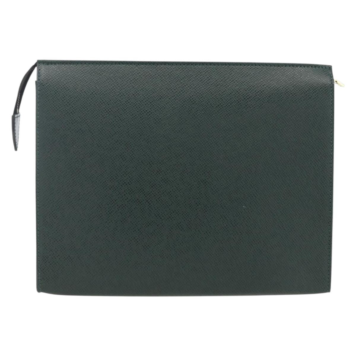 LOUIS VUITTON Taiga Poche Toilette 26 Pouch Epicea LV Auth ka3001
