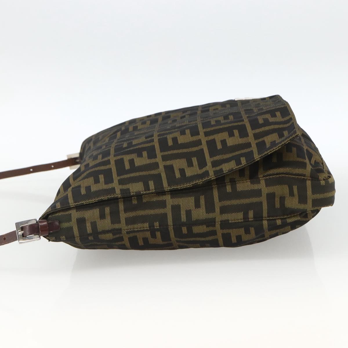 FENDI Zucca Canvas Shoulder Bag Black Brown Auth ka3016