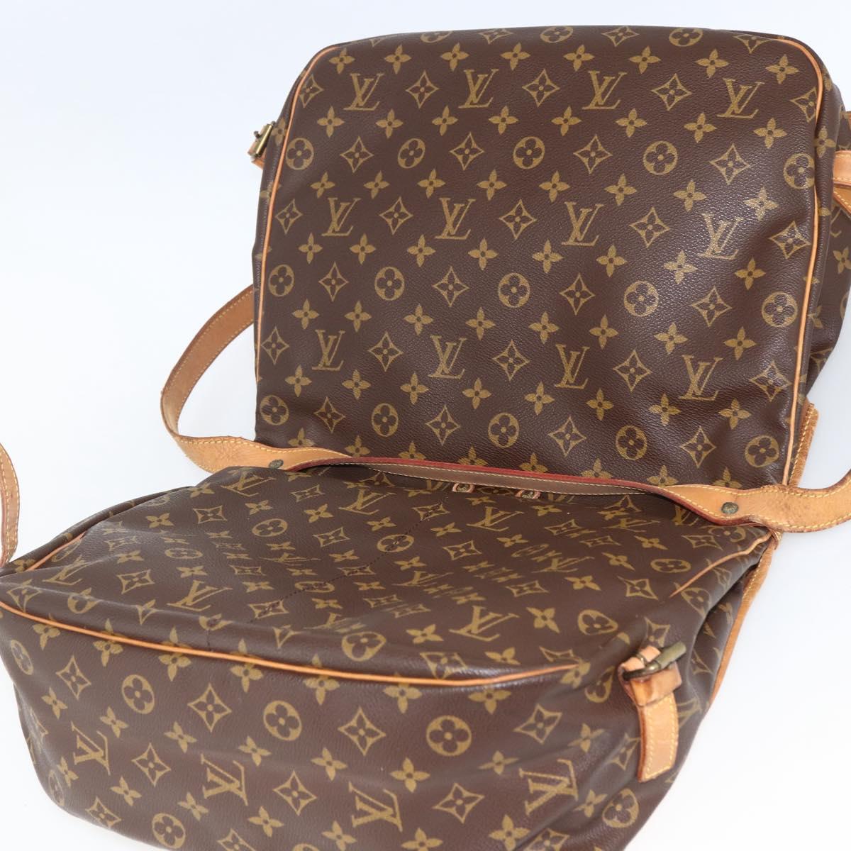 LOUIS VUITTON Monogram Saumur 35 Shoulder Bag M42254 LV Auth ka3044