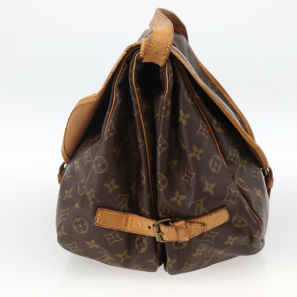 LOUIS VUITTON Monogram Saumur 35 Shoulder Bag M42254 LV Auth ka3044