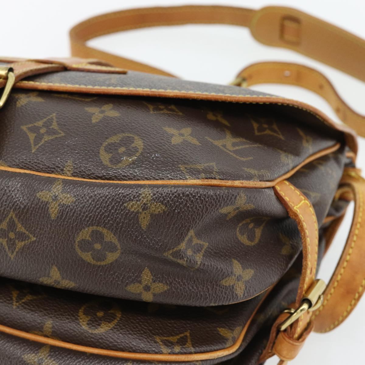 LOUIS VUITTON Monogram Saumur 30 Shoulder Bag M42256 LV Auth ka3095