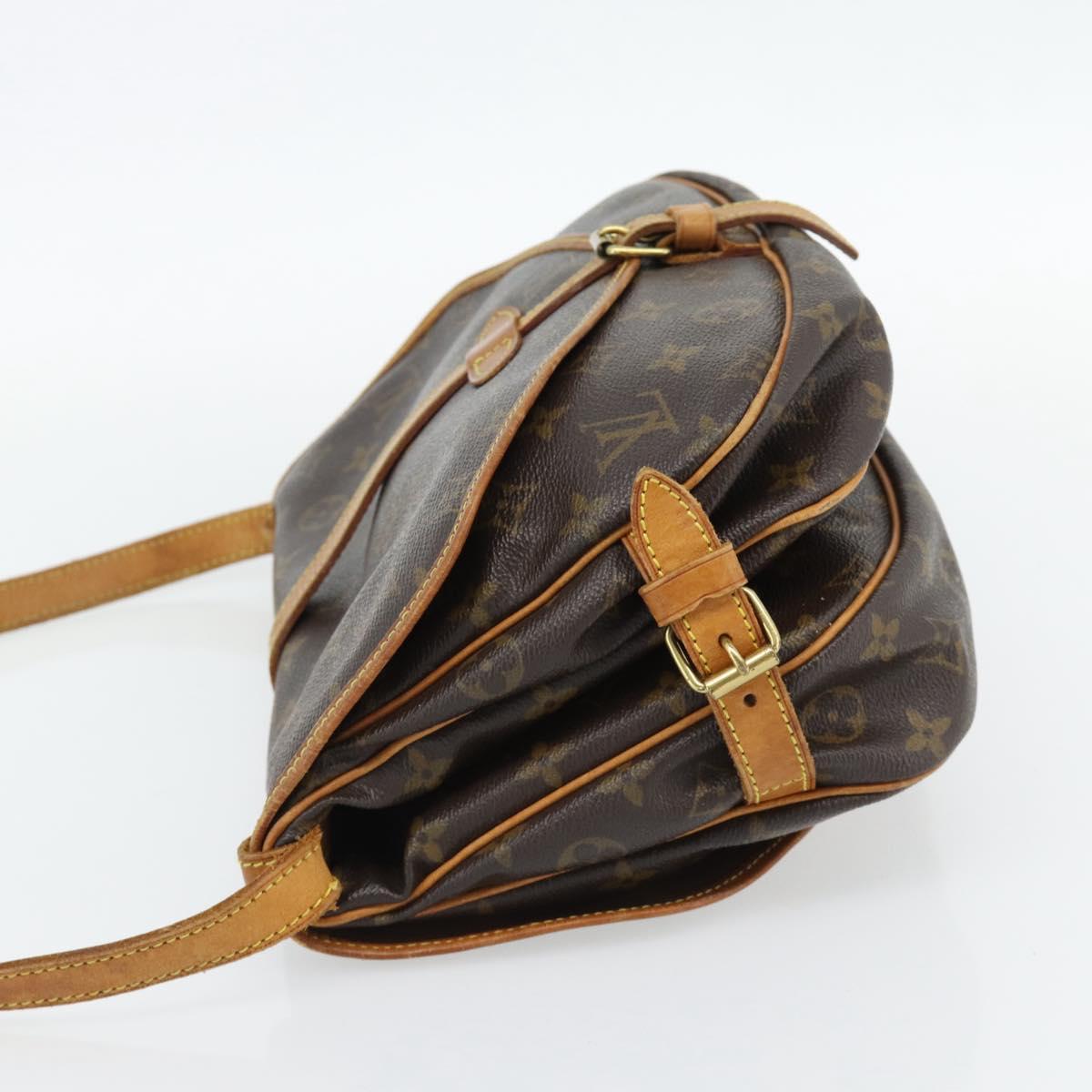 LOUIS VUITTON Monogram Saumur 30 Shoulder Bag M42256 LV Auth ka3095
