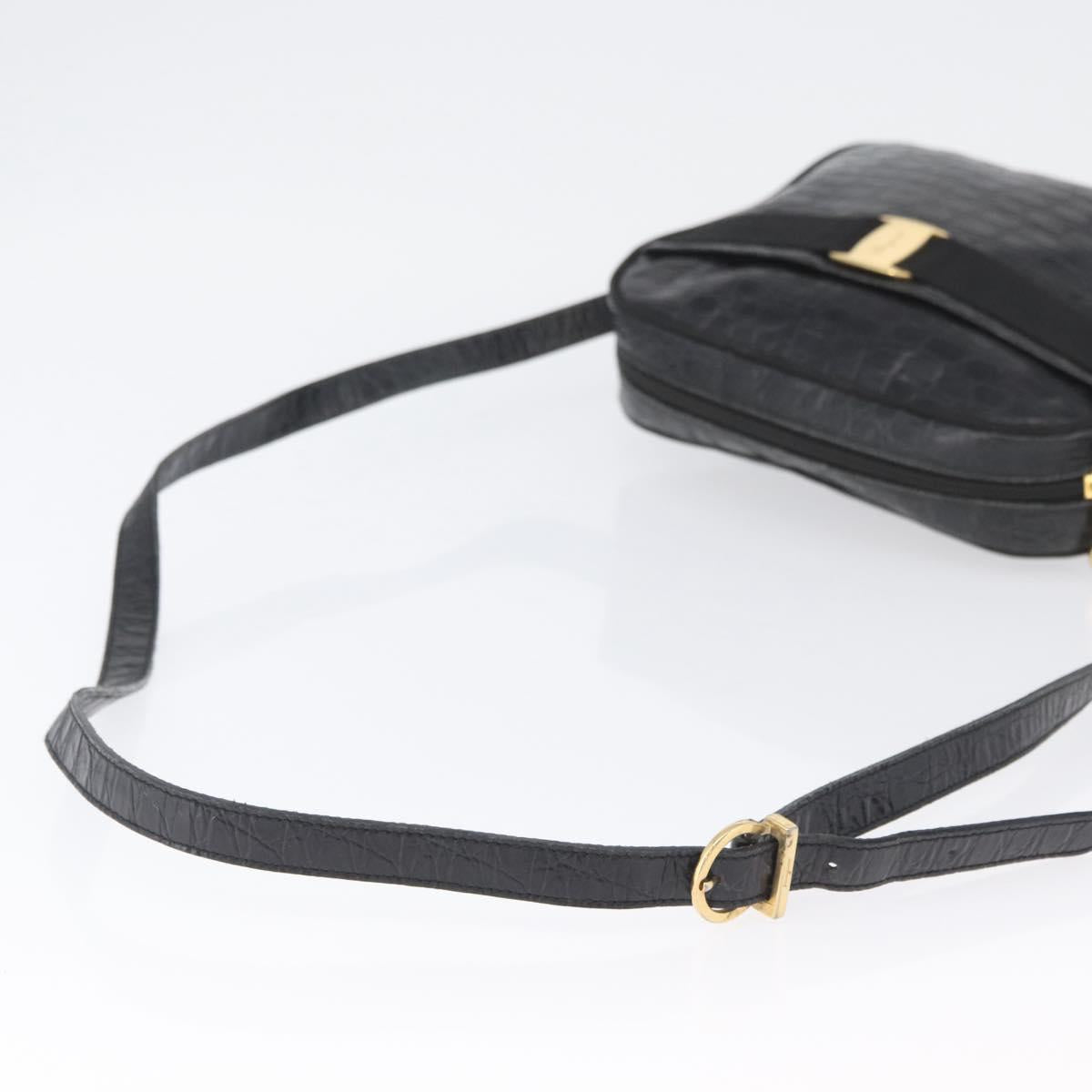 Salvatore Ferragamo Shoulder Bag Leather Black Gold Auth ka3122A