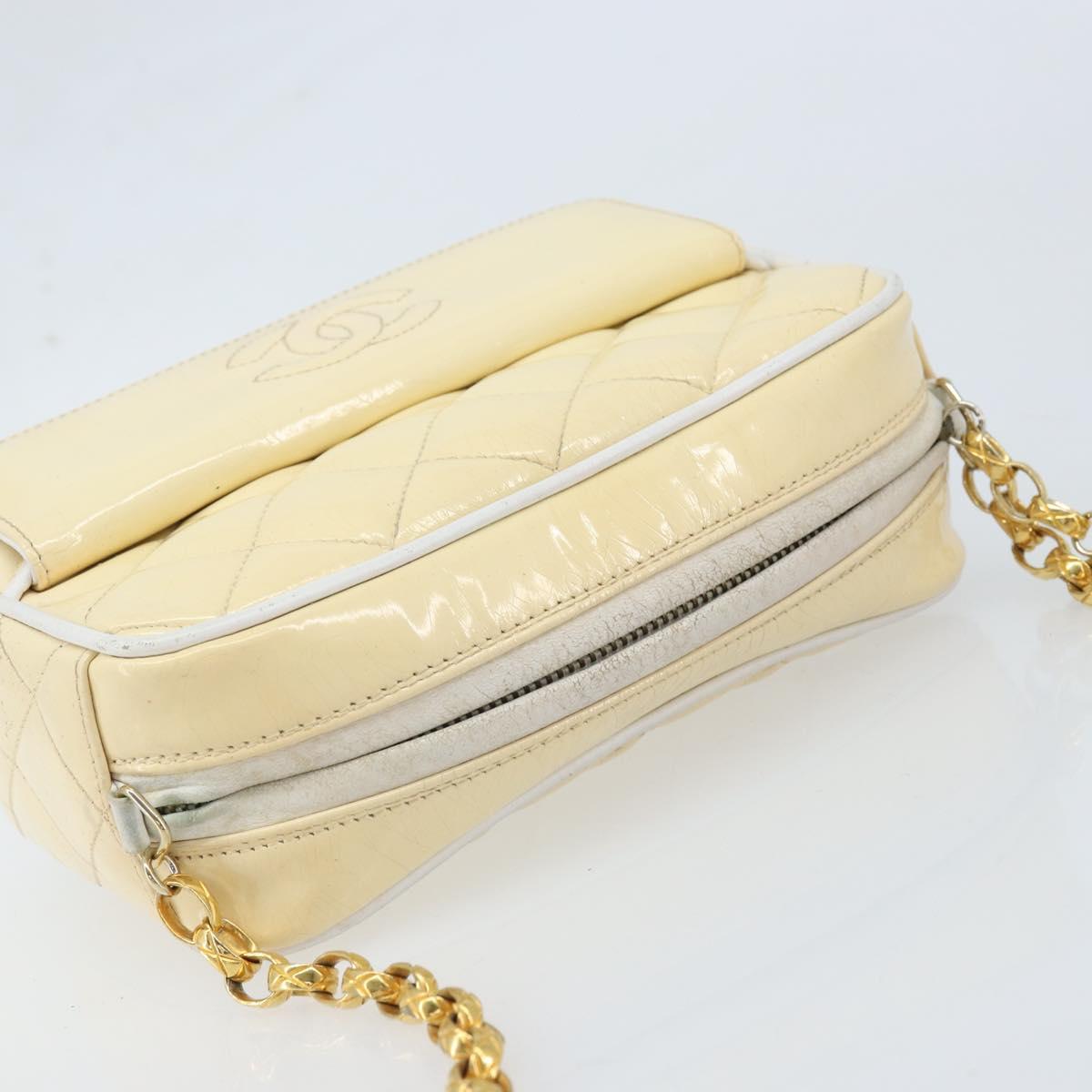 CHANEL Chain Shoulder Bag Patent leather Beige Gold CC Auth ka3145