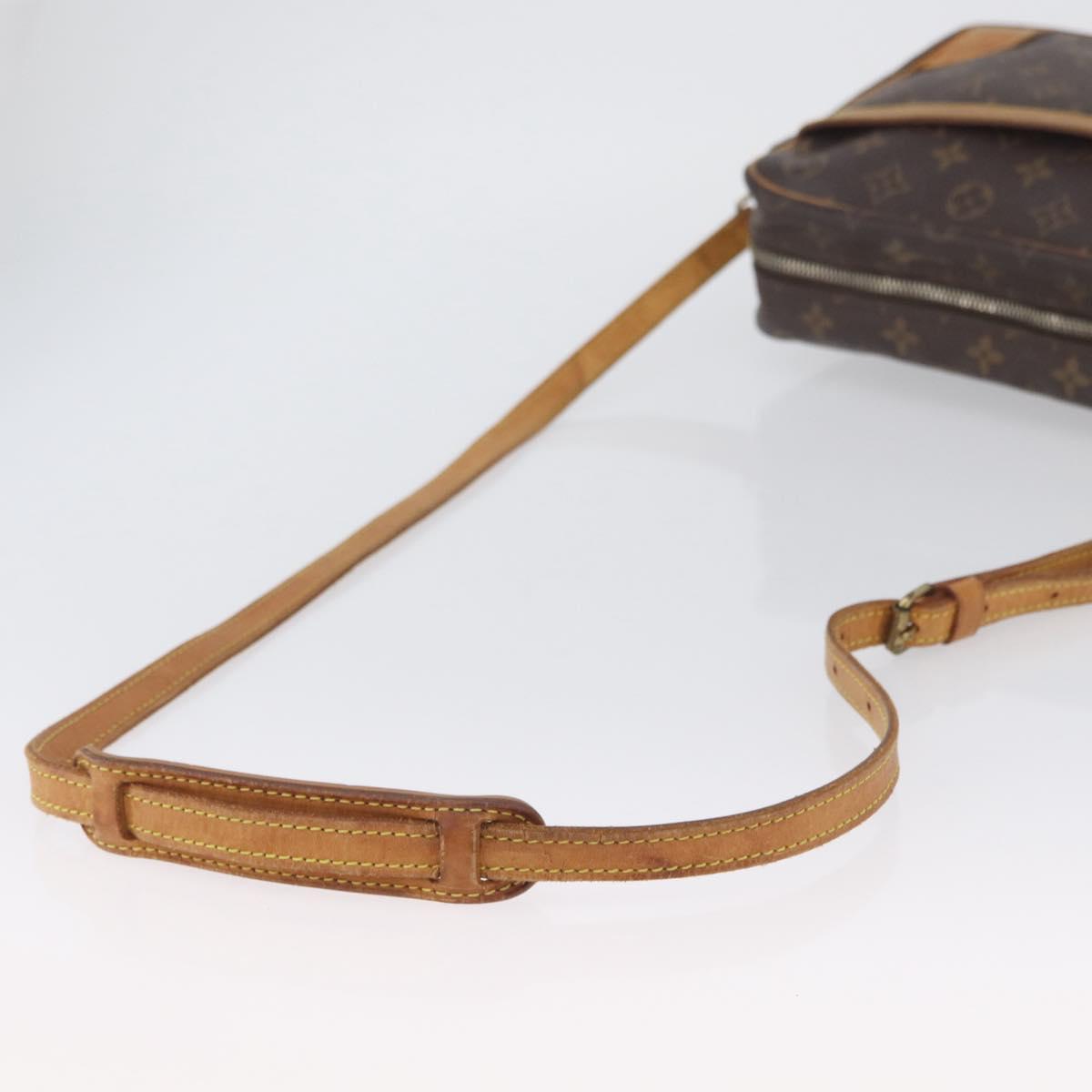 LOUIS VUITTON Monogram Trocadero 30 Shoulder Bag M51272 LV Auth ka3159