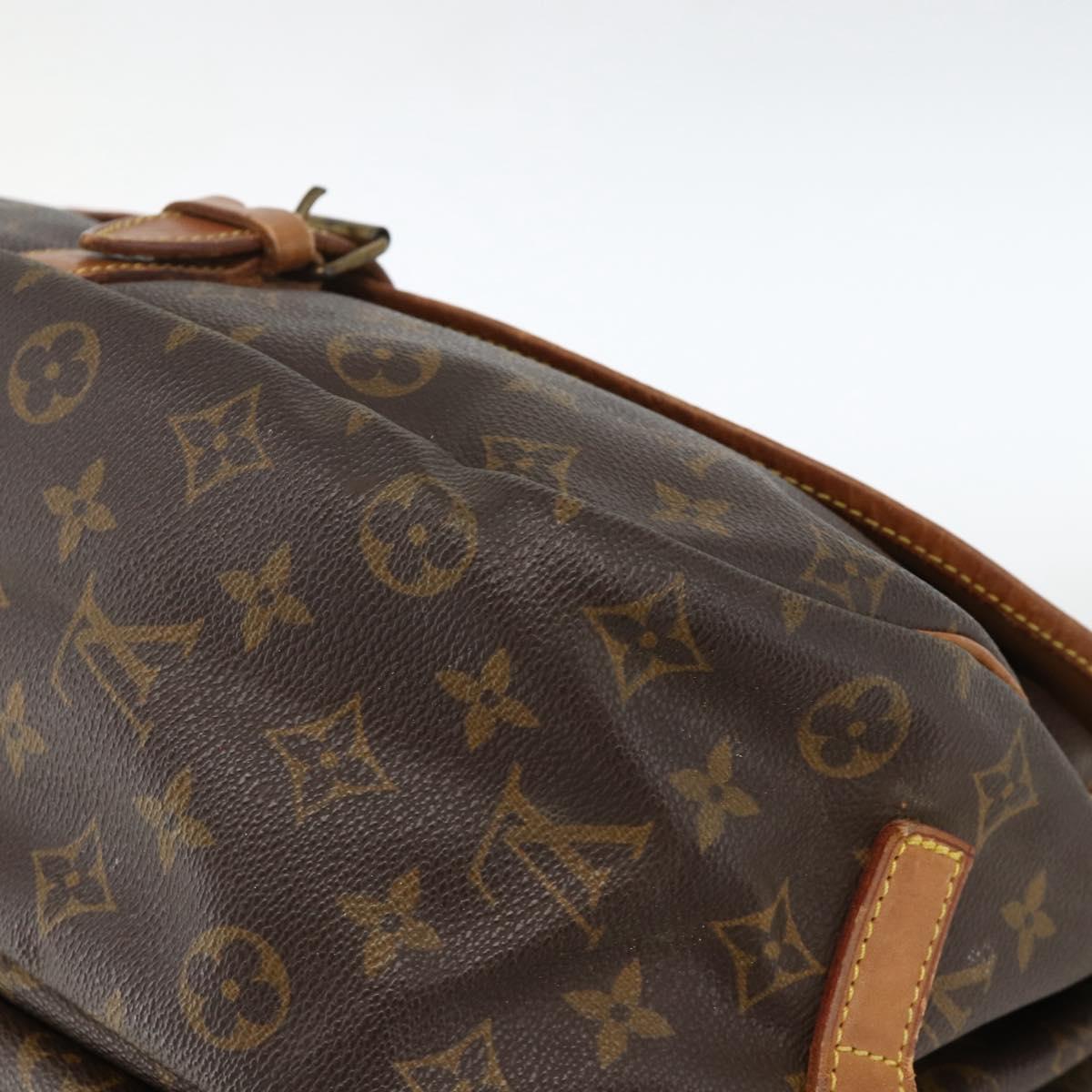 LOUIS VUITTON Monogram Saumur 35 Shoulder Bag M42254 LV Auth ka3182