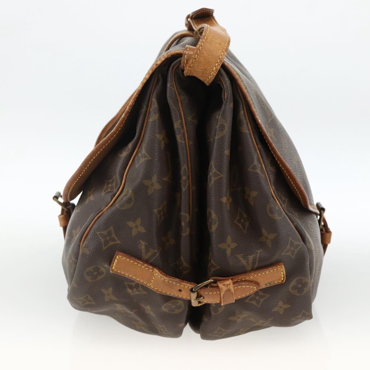 LOUIS VUITTON Monogram Saumur 35 Shoulder Bag M42254 LV Auth ka3182