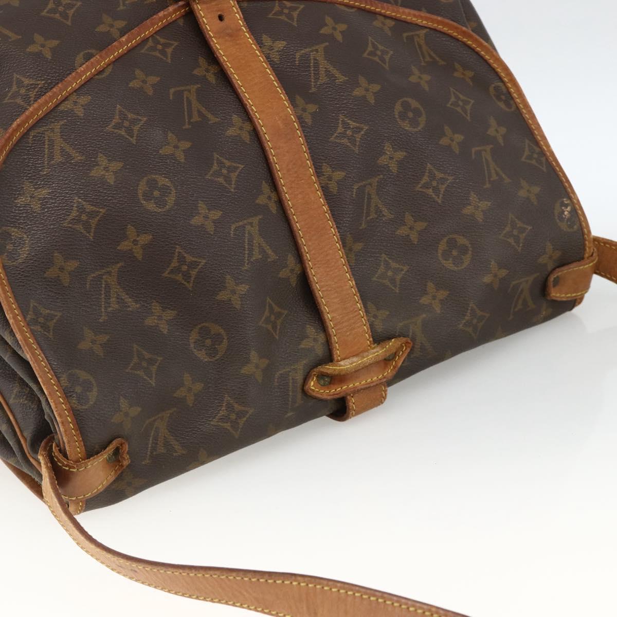 LOUIS VUITTON Monogram Saumur 35 Shoulder Bag M42254 LV Auth ka3182