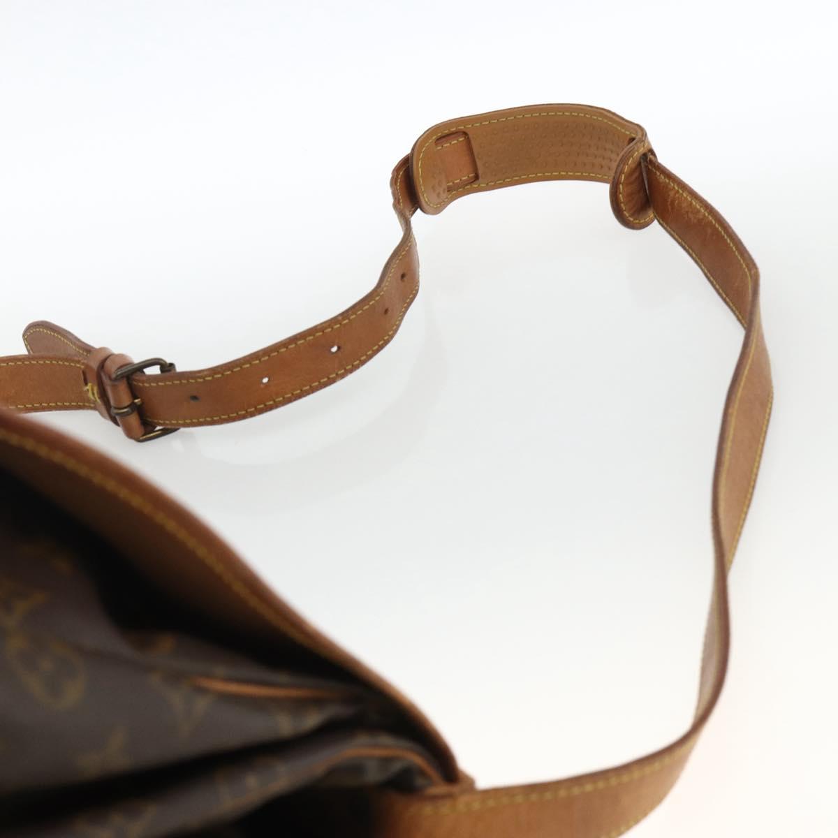LOUIS VUITTON Monogram Saumur 35 Shoulder Bag M42254 LV Auth ka3182