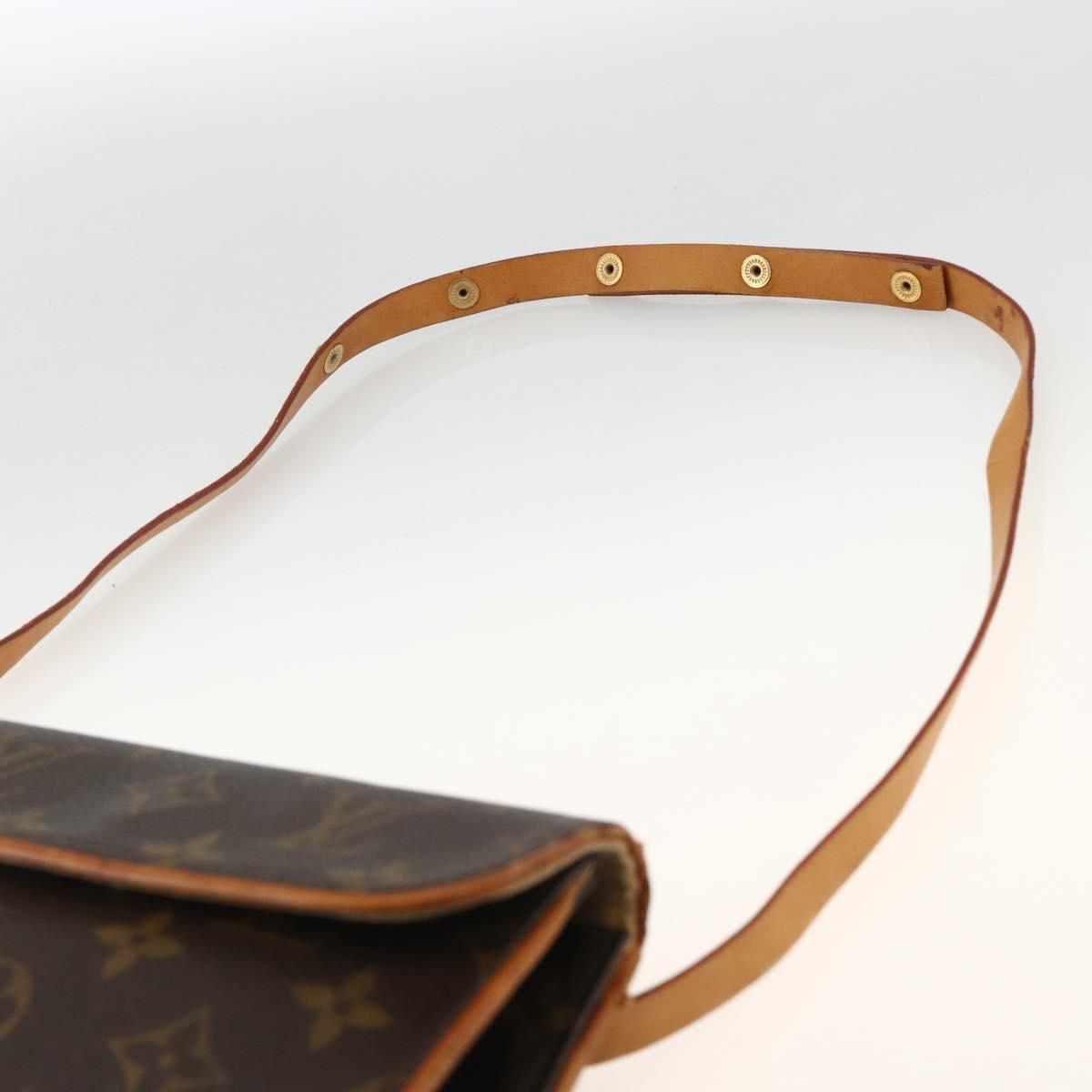 LOUIS VUITTON Monogram Pochette Florentine Waist bag M51855 LV Auth ka3208