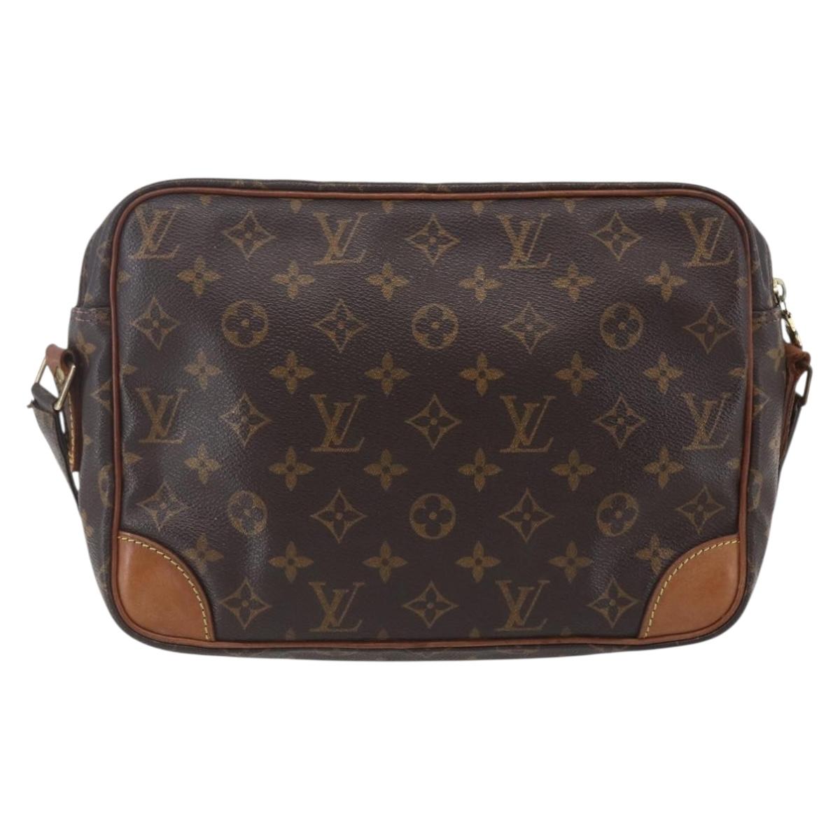 LOUIS VUITTON Monogram Nile Shoulder Bag M45244 LV Auth ka323