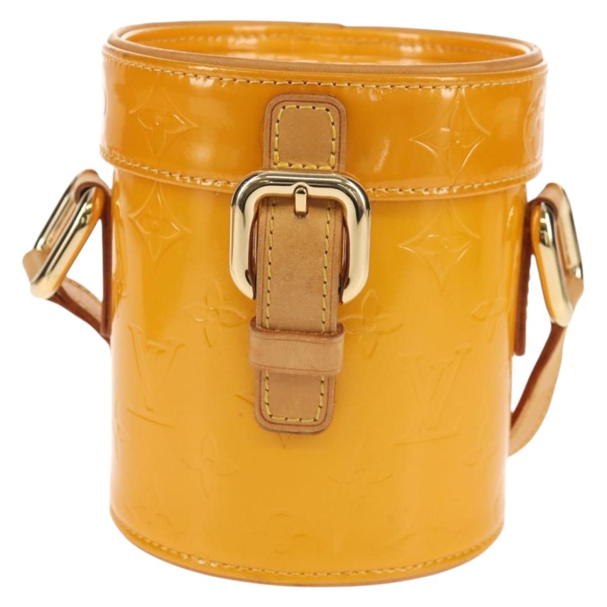 LOUIS VUITTON Monogram Vernis Astor Place Shoulder Bag Jaune M91100 Auth ka326V