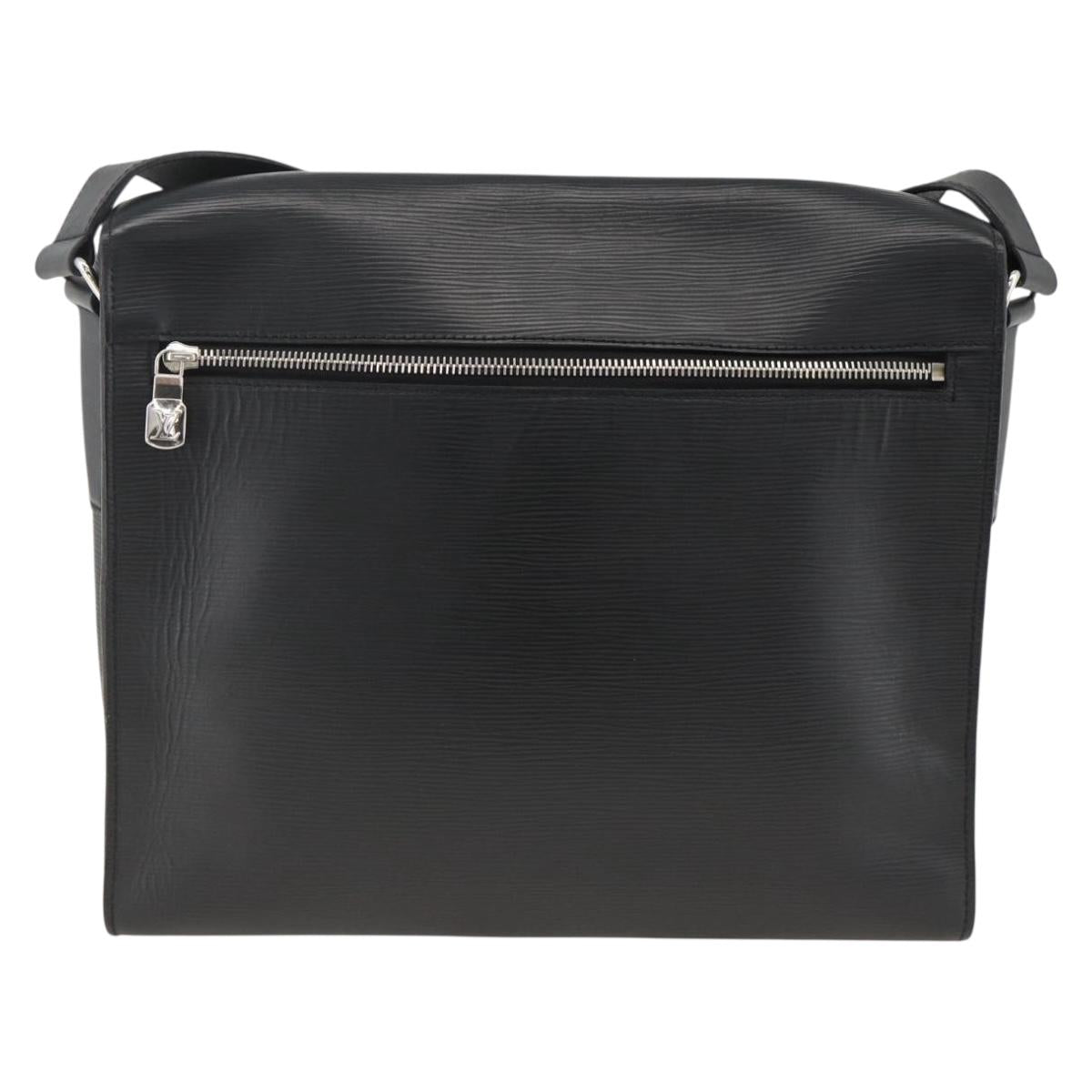 LOUIS VUITTON Epi Harrington Messenger MM Shoulder Bag Black M53409 Auth ka3397