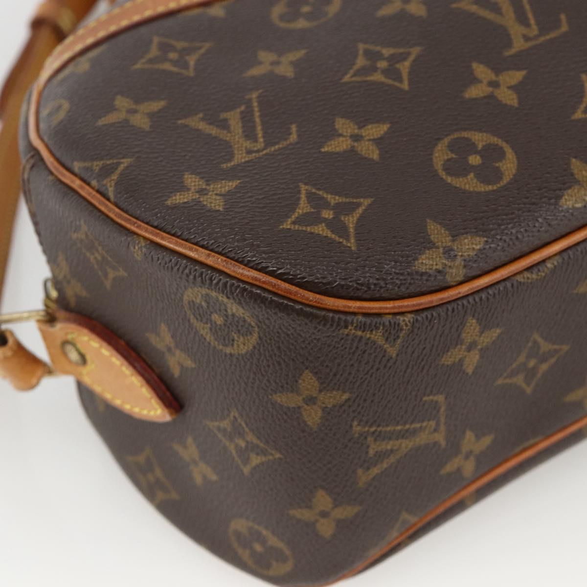 LOUIS VUITTON Monogram Blois Shoulder Bag M51221 LV Auth ka3490