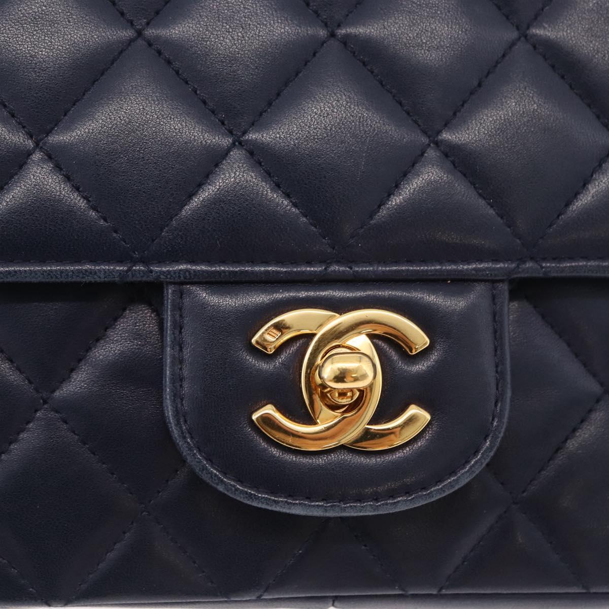 CHANEL Matelasse 25 Double Flap Chain Bag Lamb Skin Navy Gold CC Auth ka3835V