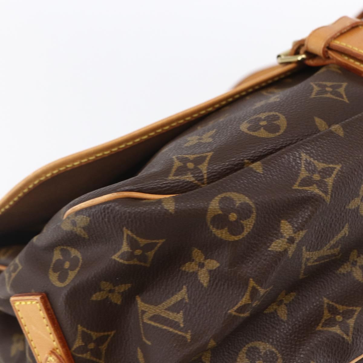 LOUIS VUITTON Monogram Saumur 35 Shoulder Bag M42254 LV Auth ka384