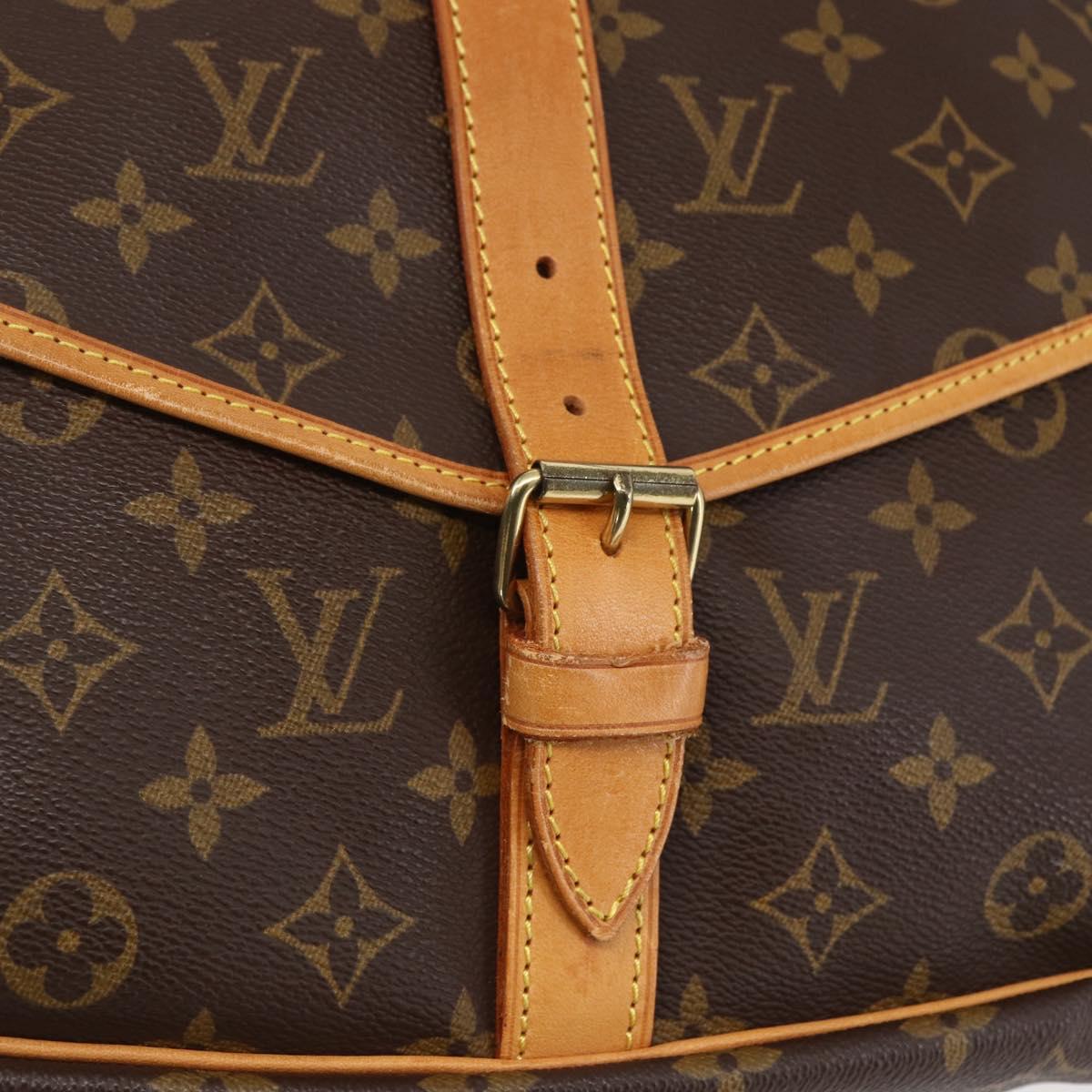 LOUIS VUITTON Monogram Saumur 35 Shoulder Bag M42254 LV Auth ka384