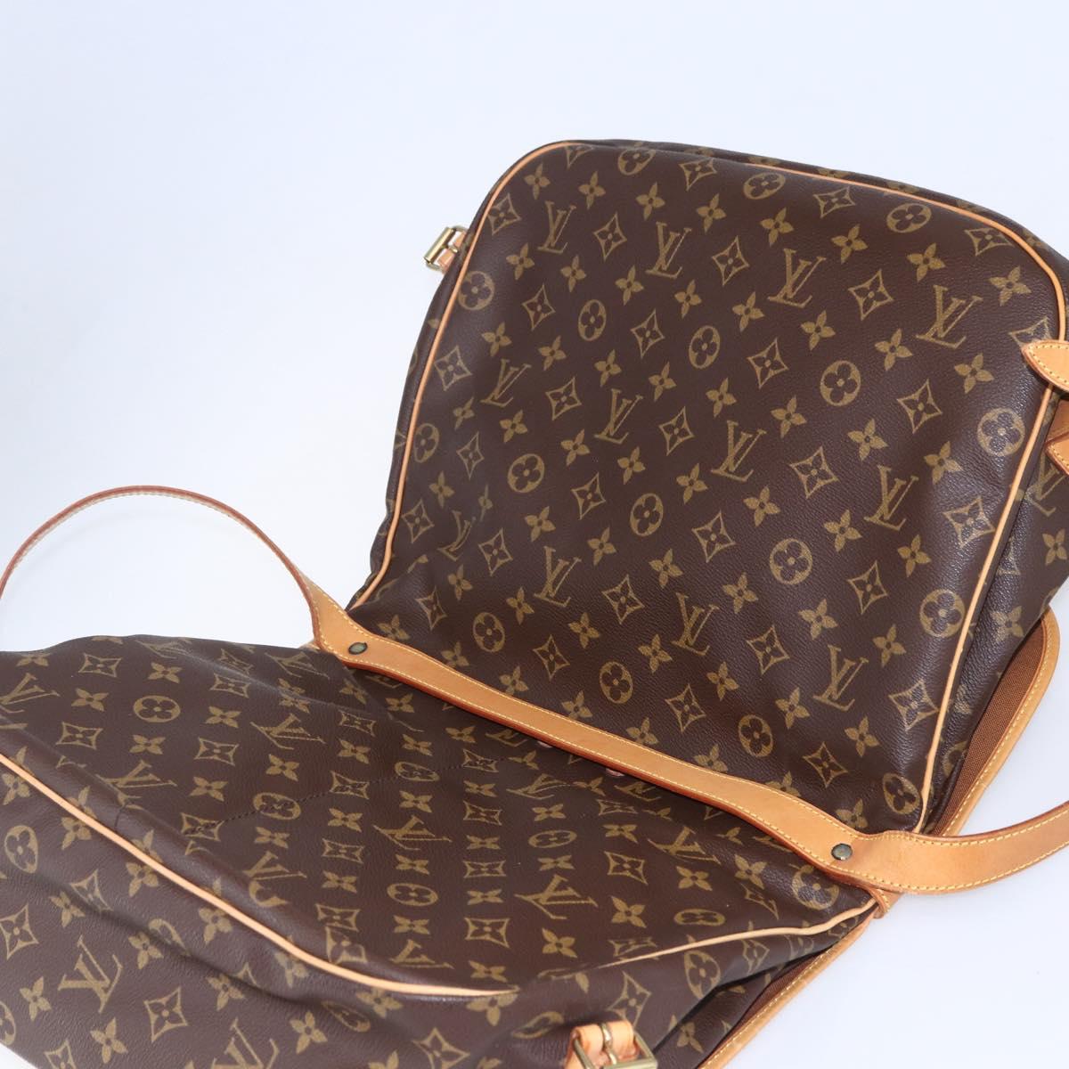 LOUIS VUITTON Monogram Saumur 35 Shoulder Bag M42254 LV Auth ka384