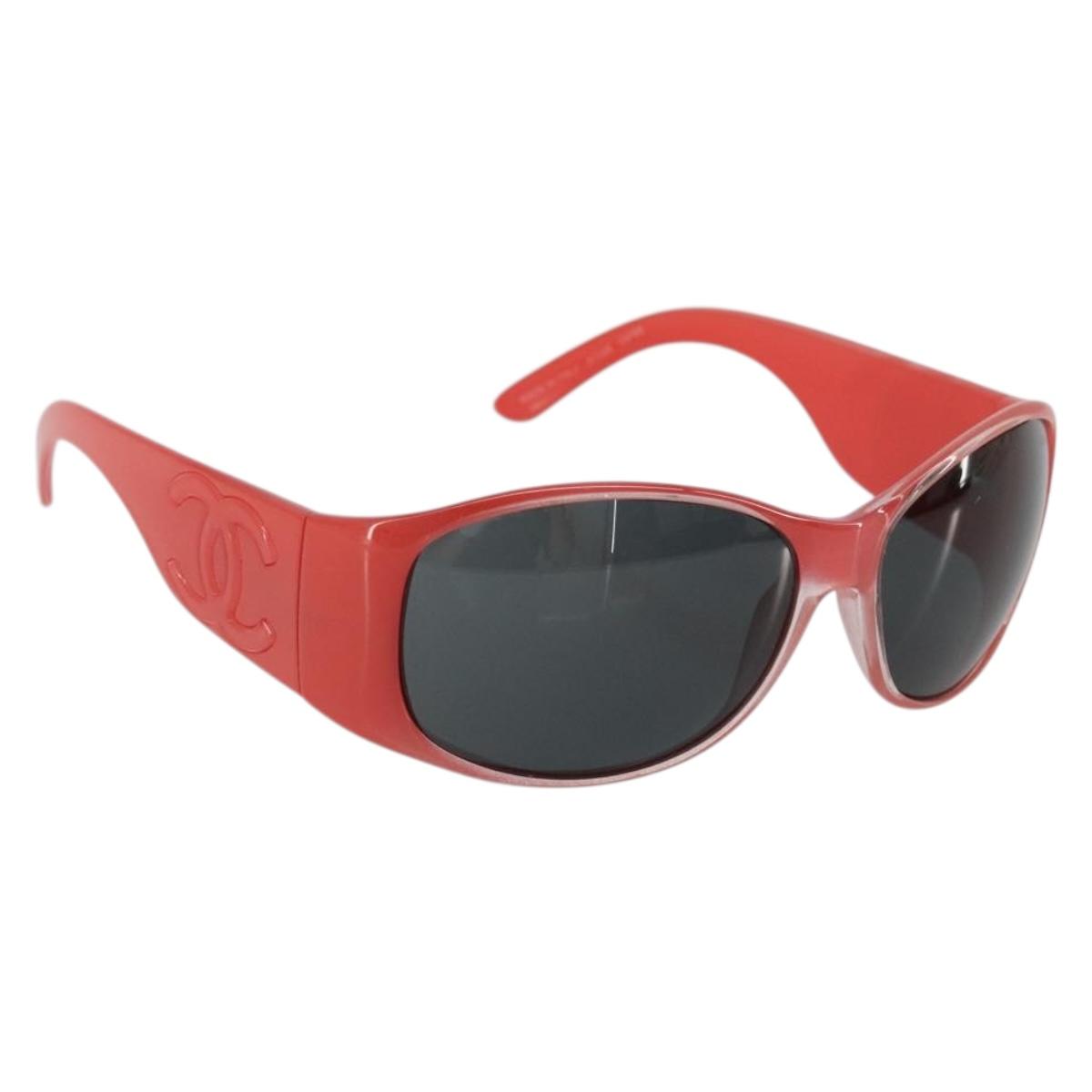 CHANEL Sunglasses plastic Red CC Auth ka3894A