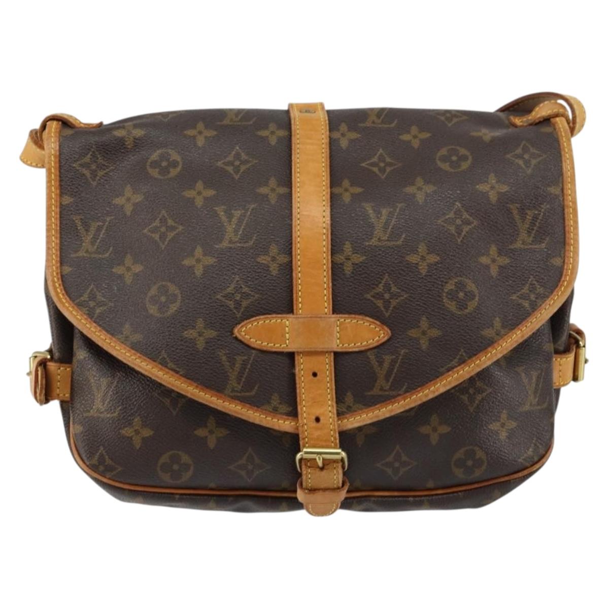 LOUIS VUITTON Monogram Saumur 30 Shoulder Bag M42256 LV Auth ka399