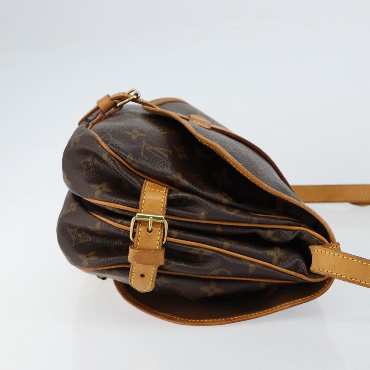 LOUIS VUITTON Monogram Saumur 30 Shoulder Bag M42256 LV Auth ka399