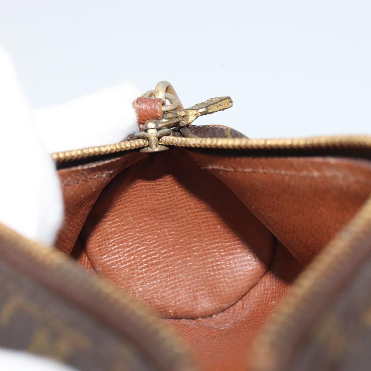 LOUIS VUITTON Monogram Papillon Pouch LV Auth ka4052