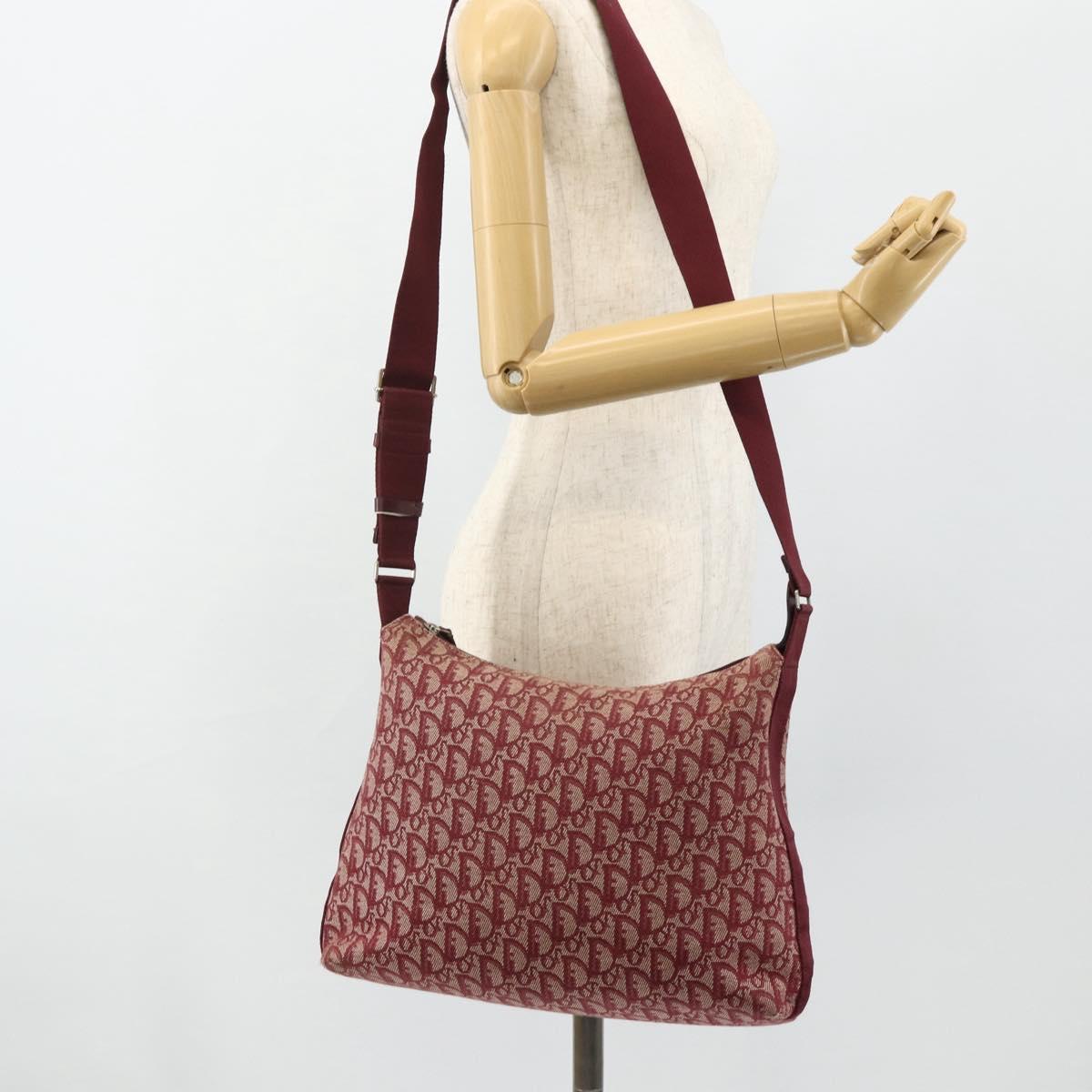 Christian Dior Trotter Canvas Shoulder Bag Red Silver Auth ka4100A