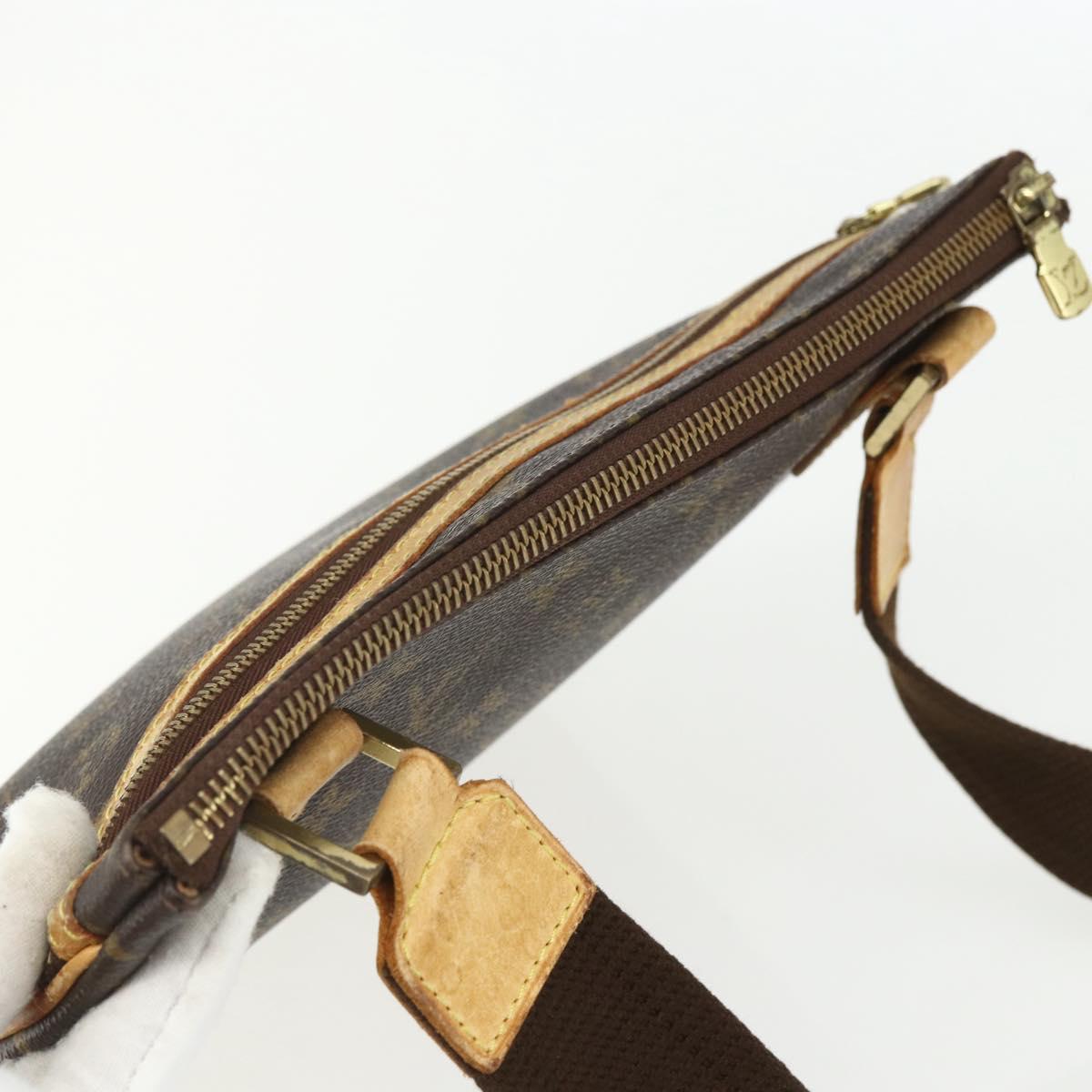 LOUIS VUITTON Monogram Pochette Bosphore Shoulder Bag M40044 LV Auth ka419