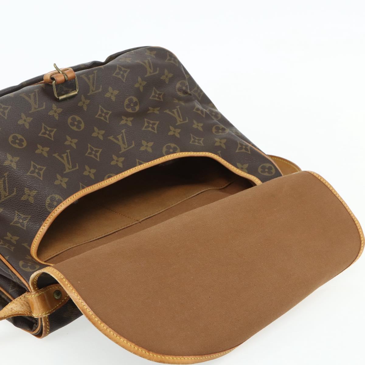 LOUIS VUITTON Monogram Saumur 35 Shoulder Bag M42254 LV Auth ka4266