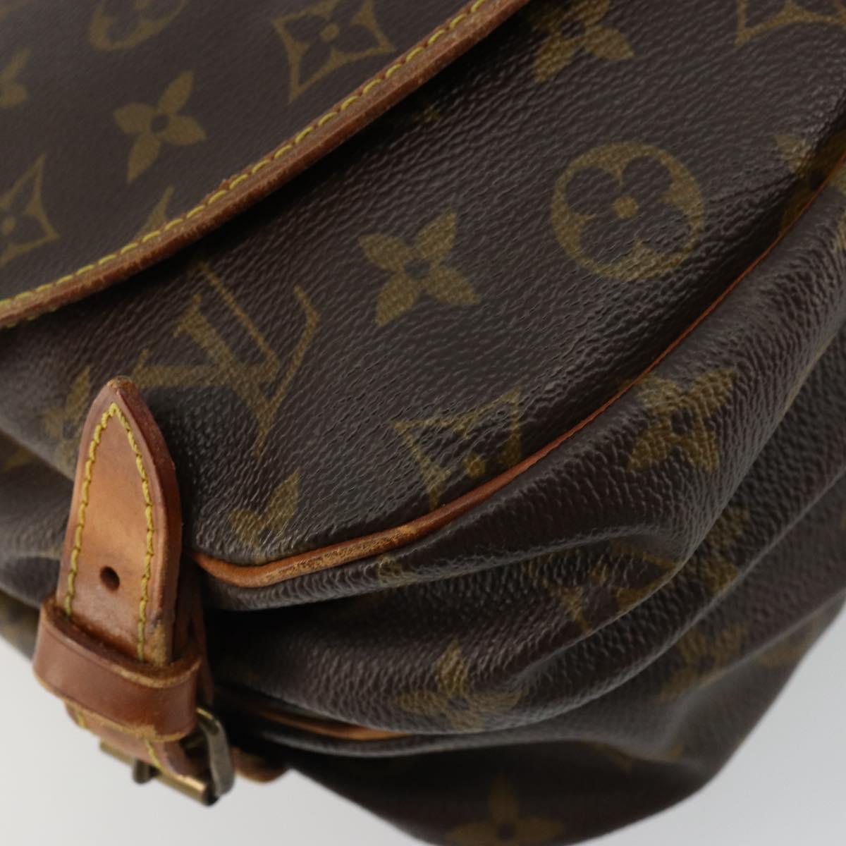 LOUIS VUITTON Monogram Saumur 30 Shoulder Bag M42256 LV Auth ka4312